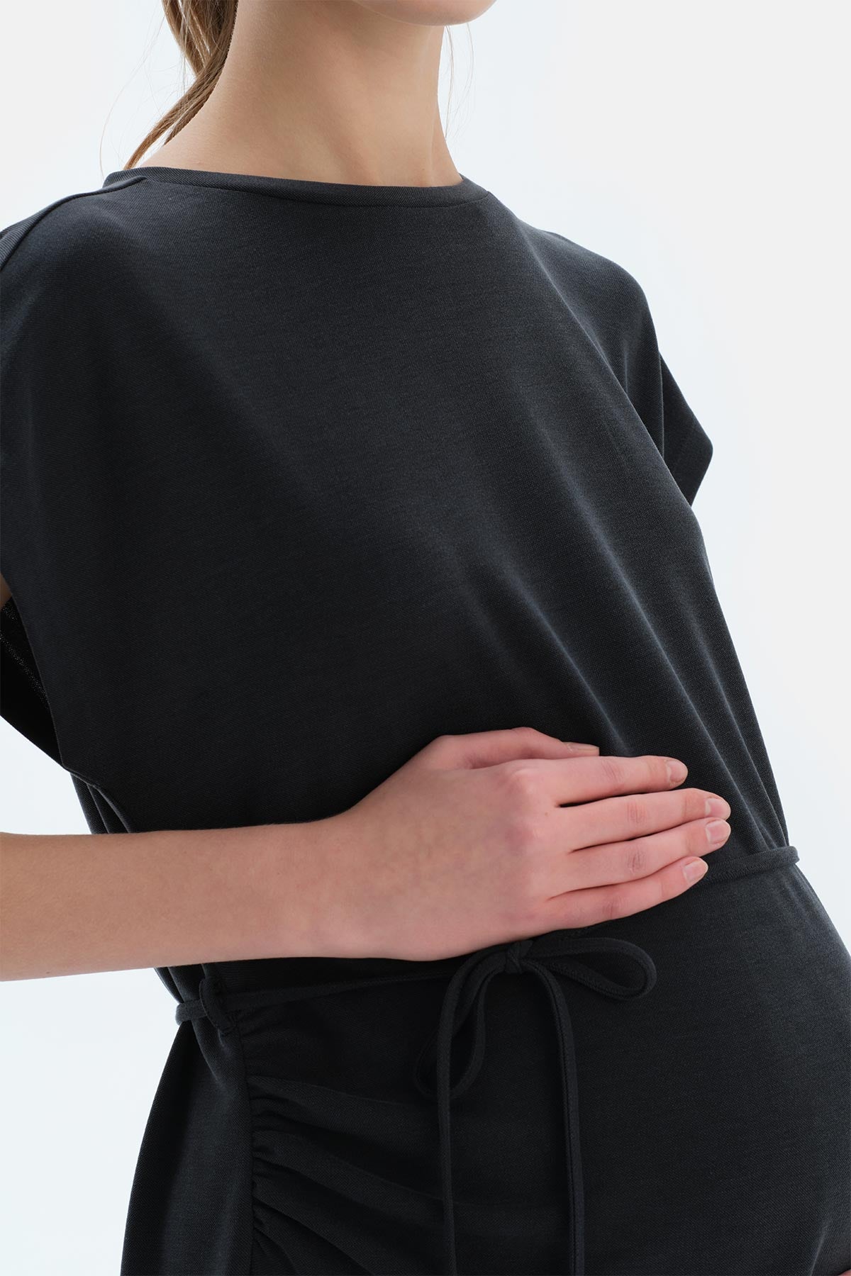 Siyah Düşük Omuzlu Modal Hamile Elbise