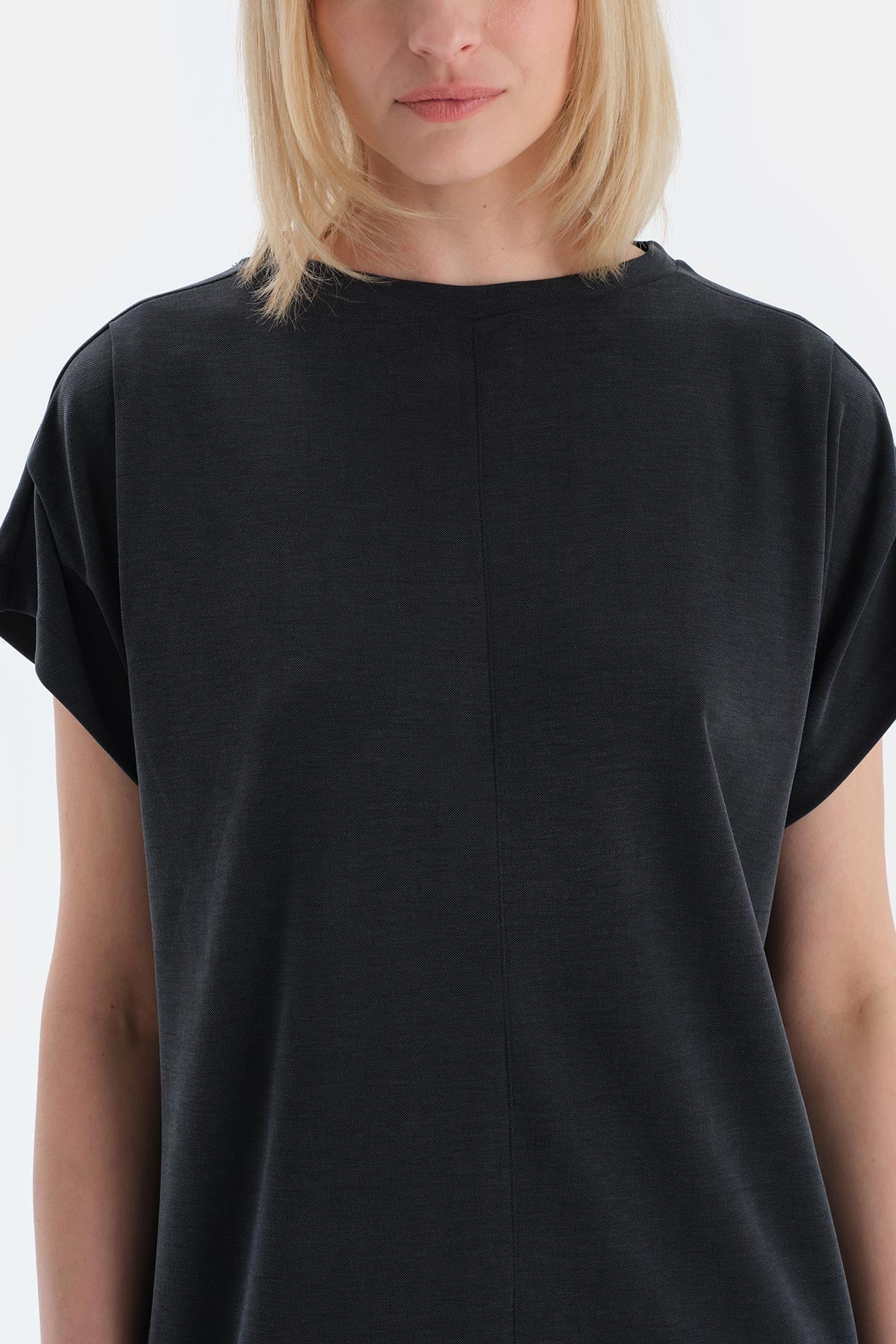 Siyah Düşük Omuzlu Kısa Kollu Modal Elbise