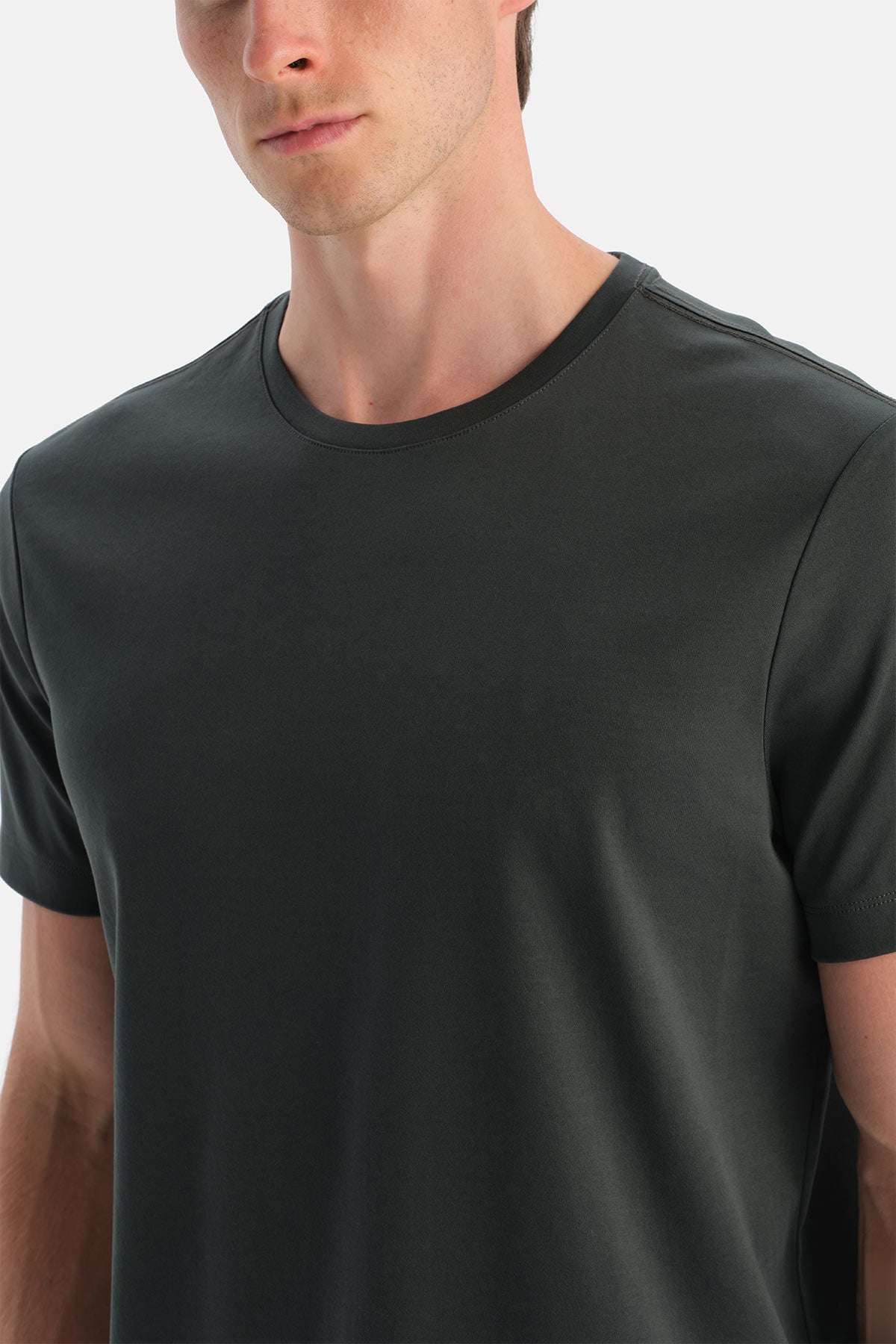 Füme Bis Yaka Regular Tişört