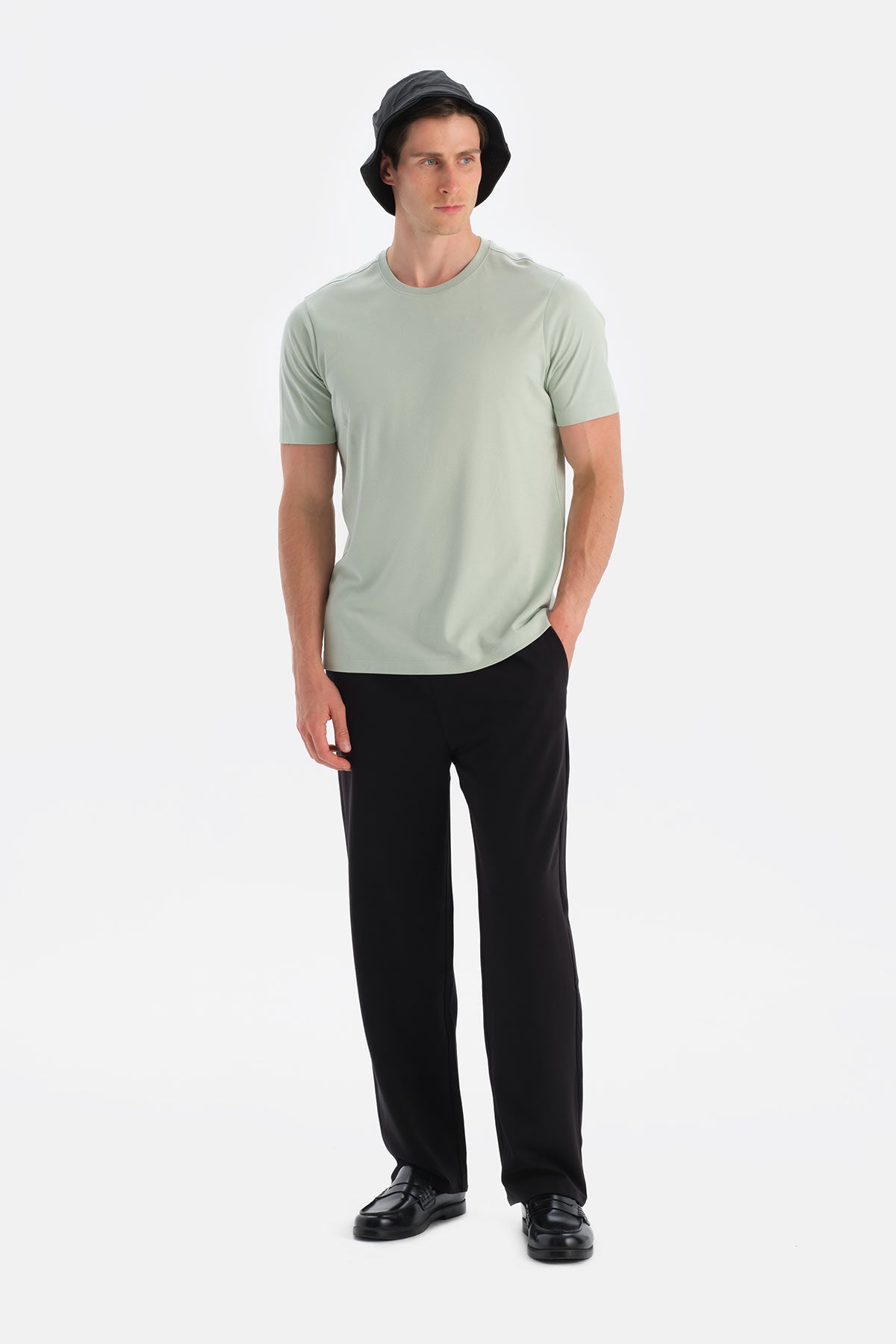 Mint Yeşili Bis Yaka Kısa Kollu Regular Tişört