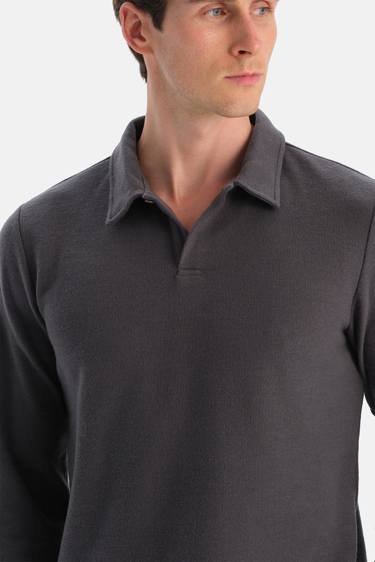 Antrasıt Patlı Yakalı Sweatshirt