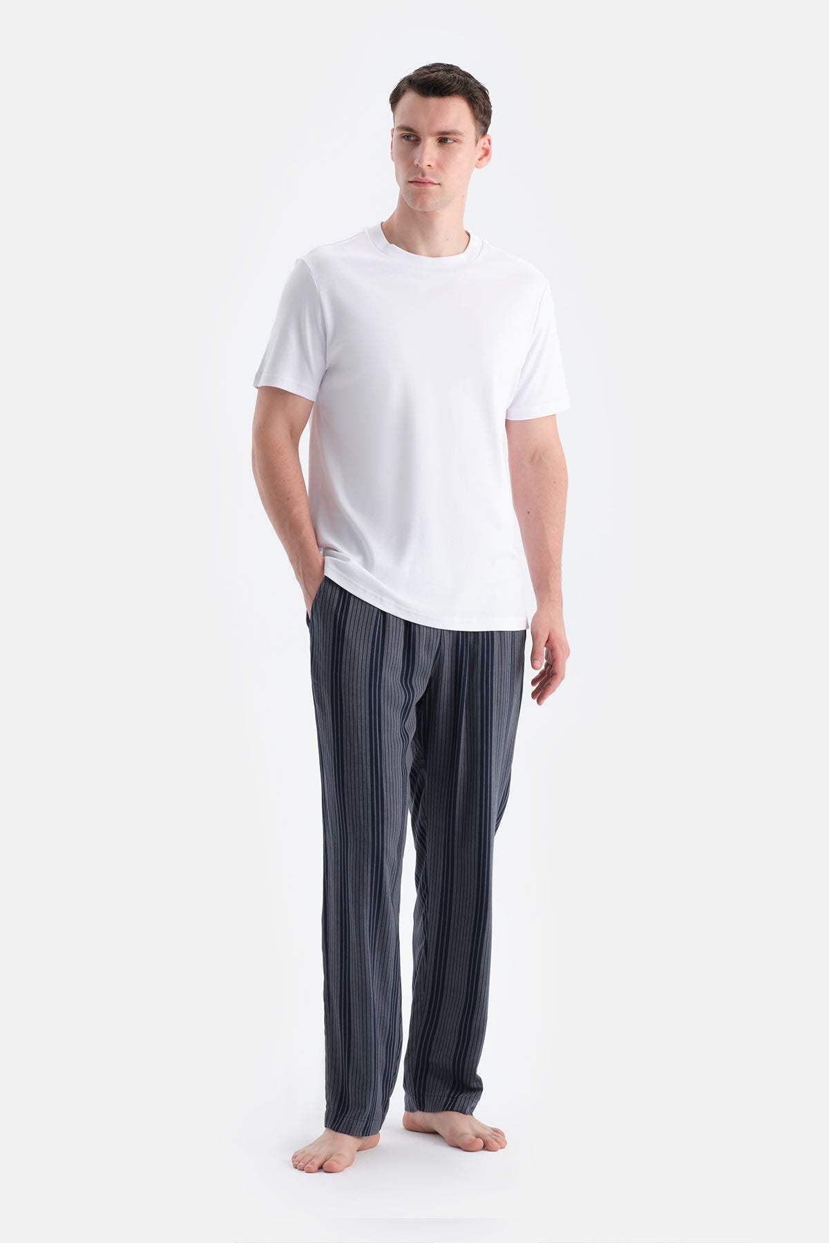 Gri Çizgili Viskon Dokuma Pantolon