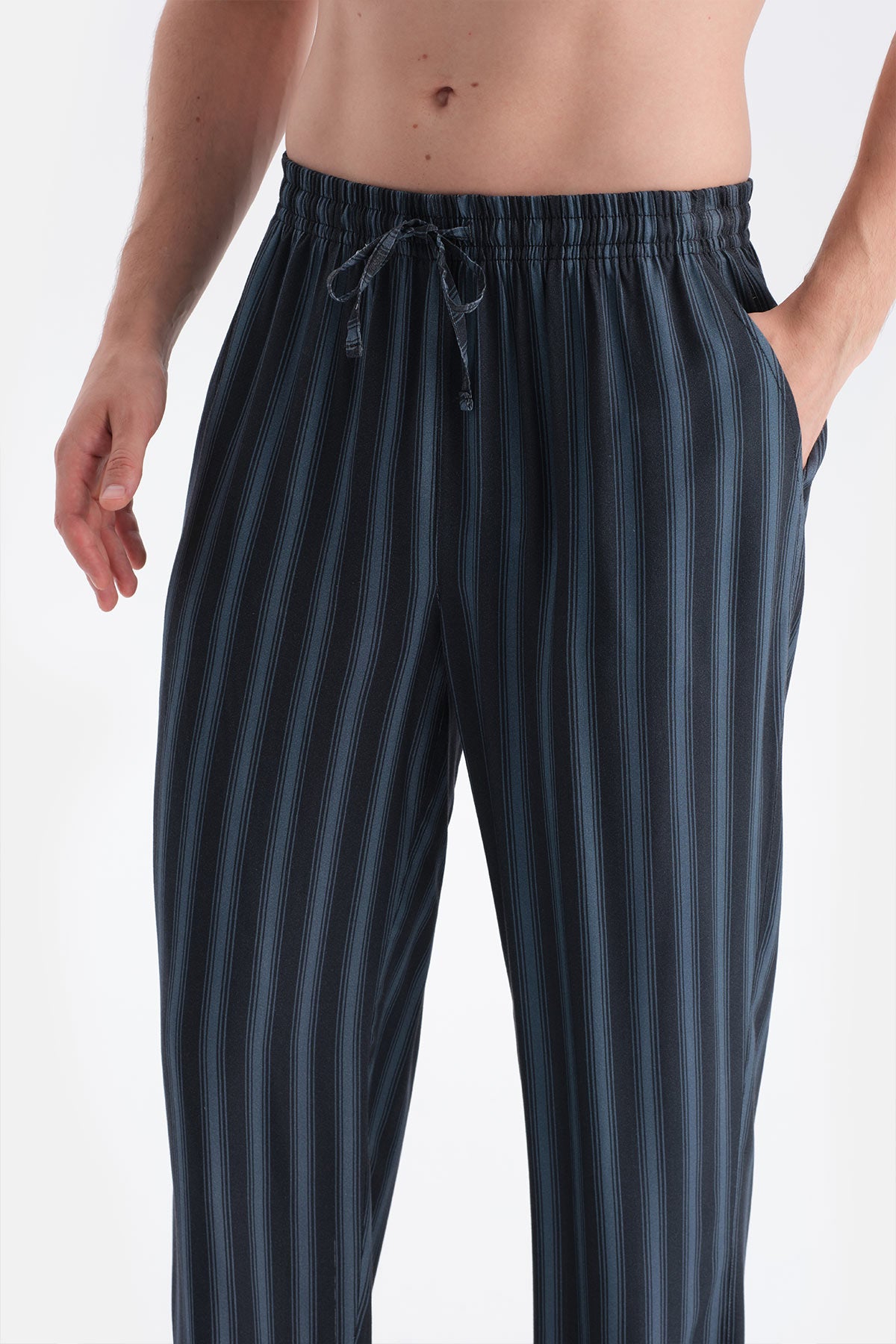 Indigo Patlı Cep Detaylı Tişört Pantolon Takım