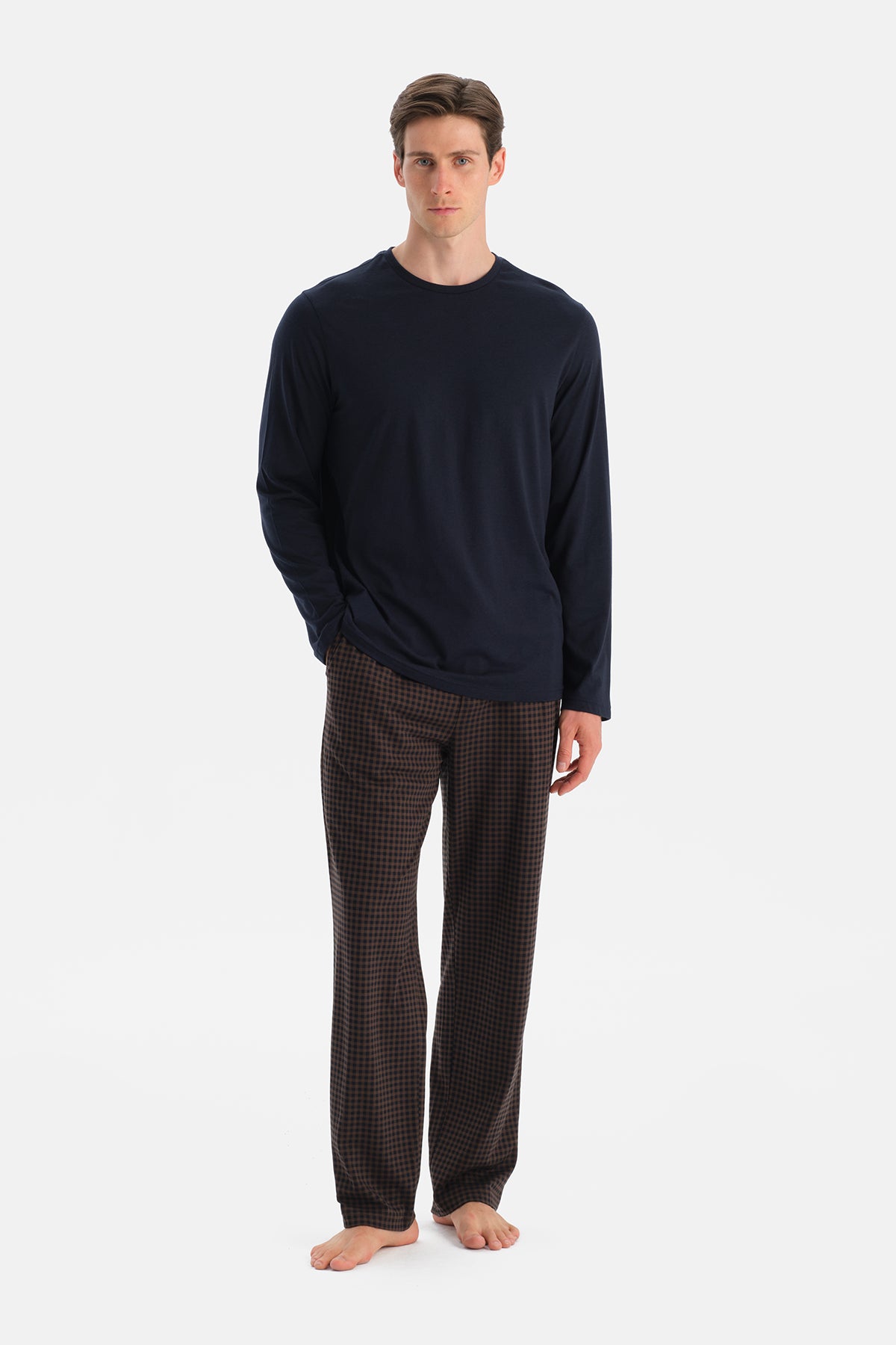 Lacivert Uzun Kollu Bisiklet Yaka Tişört Pantolon Takım