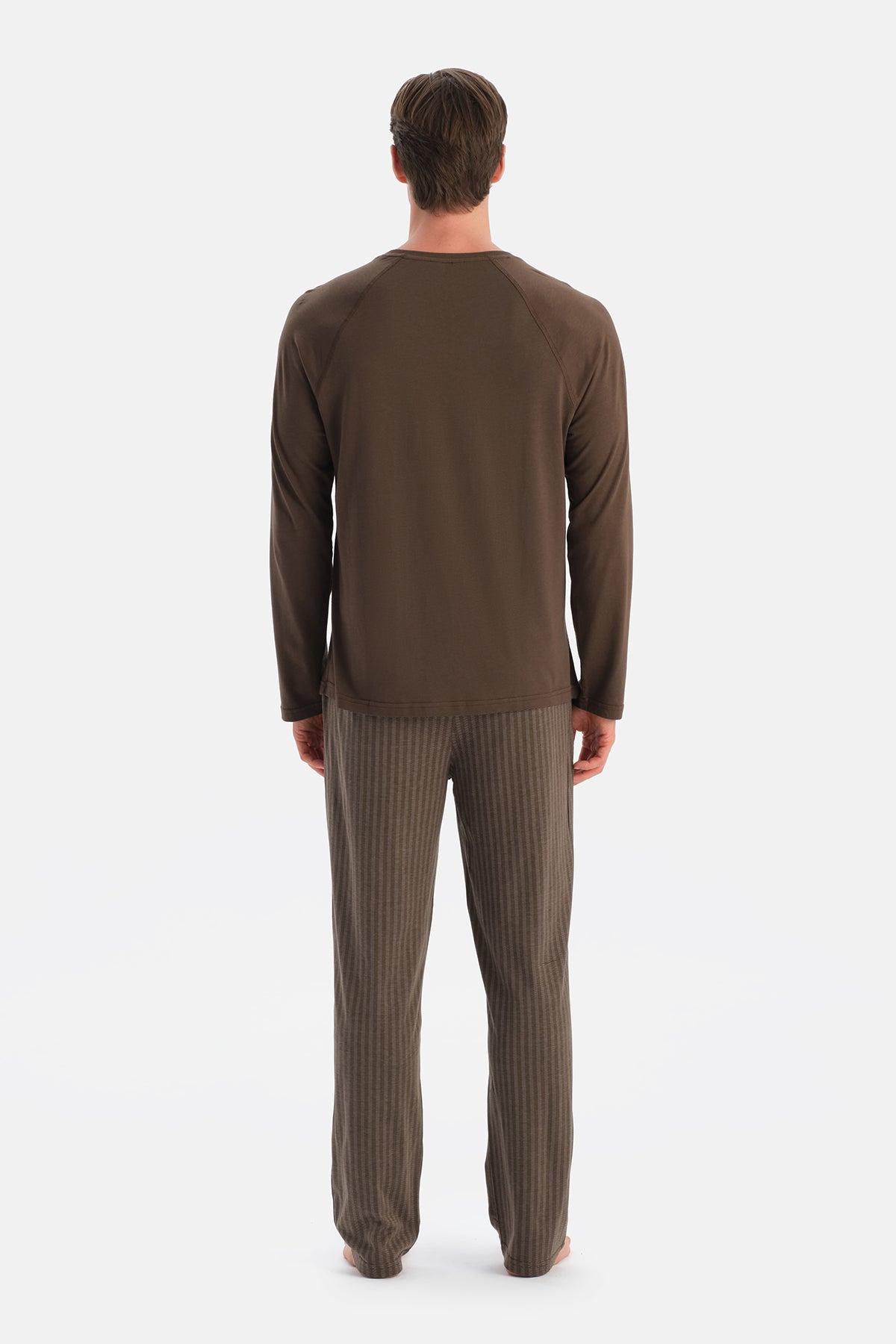 Kahverengi Reglan Kollu Tişört Pantolon Takım