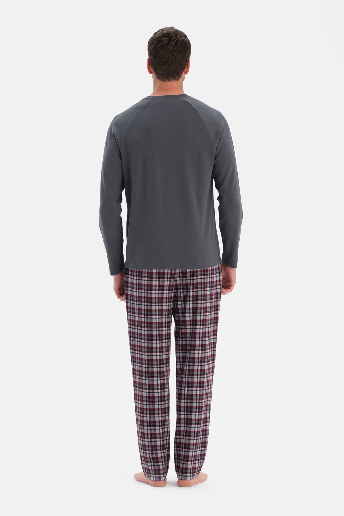 Koyu Gri Uzun Kollu Pat Ve Cep Detaylı Tişört Pantolon Takım