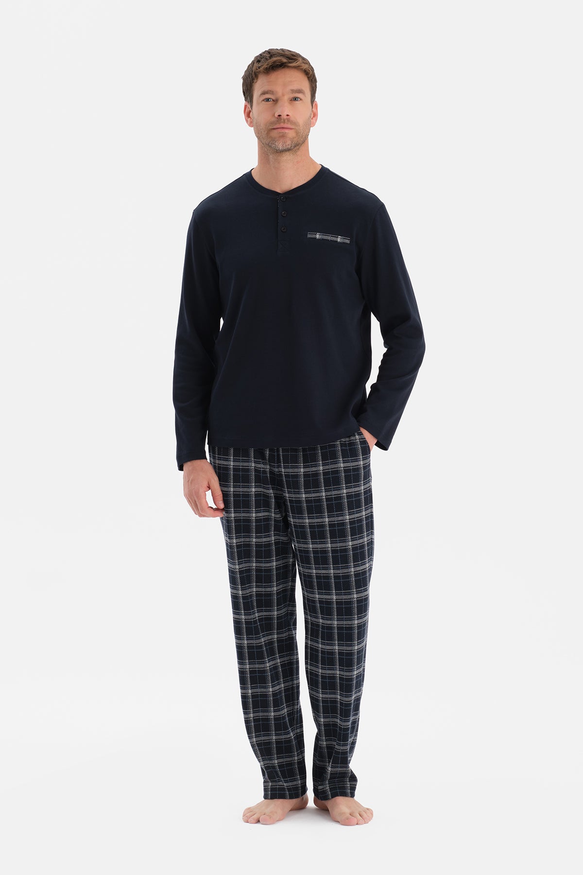 Lacivert Uzun Kollu Pat Ve Cep Detaylı Pijama Takım