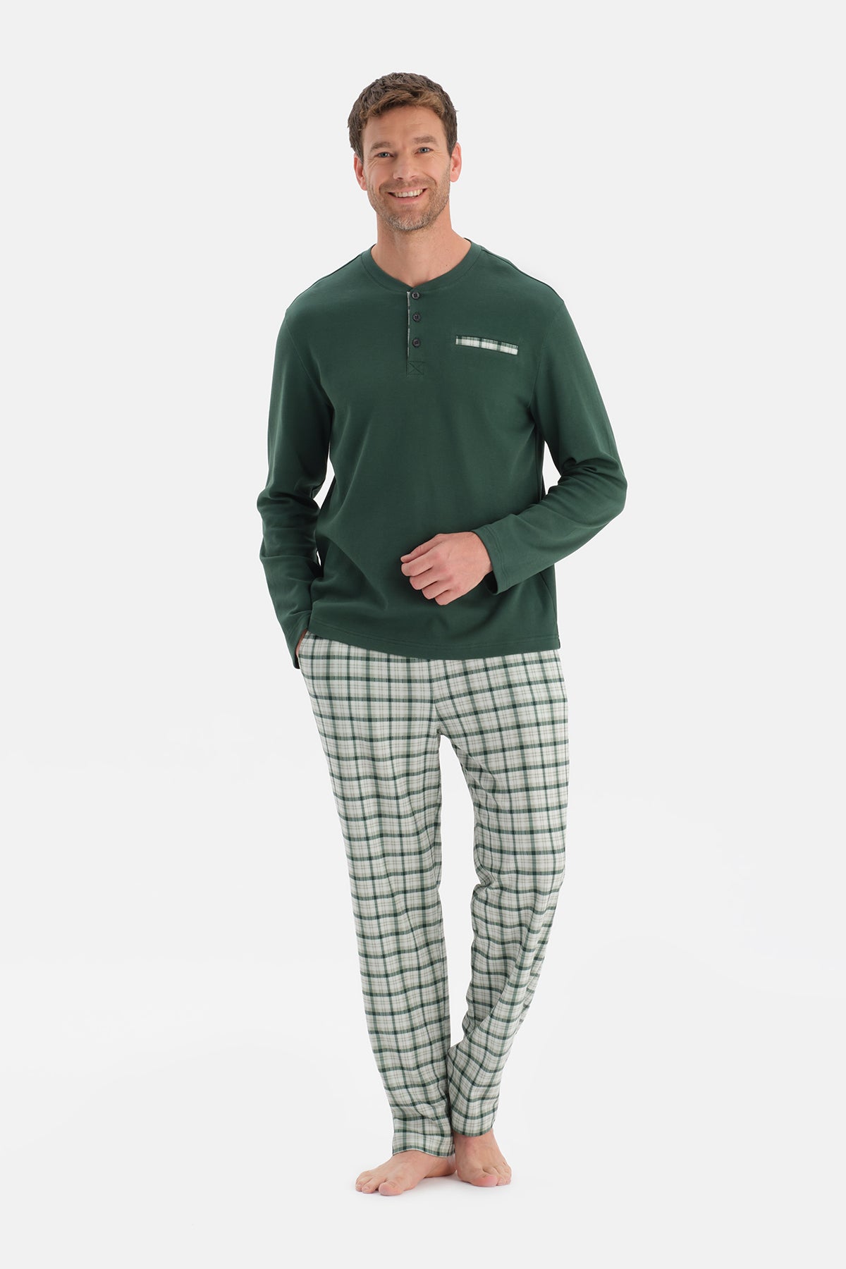 Koyu Yeşil Uzun Kollu Pat Ve Cep Detaylı Pijama Takım