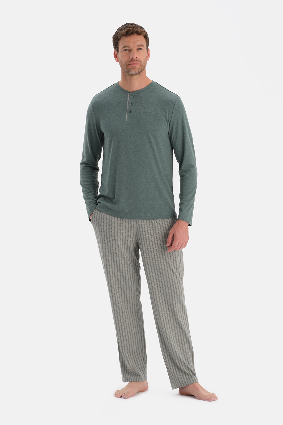 Mint Yeşili Uzun Kollu Pat Ve Cep Detaylı Pijama Takım