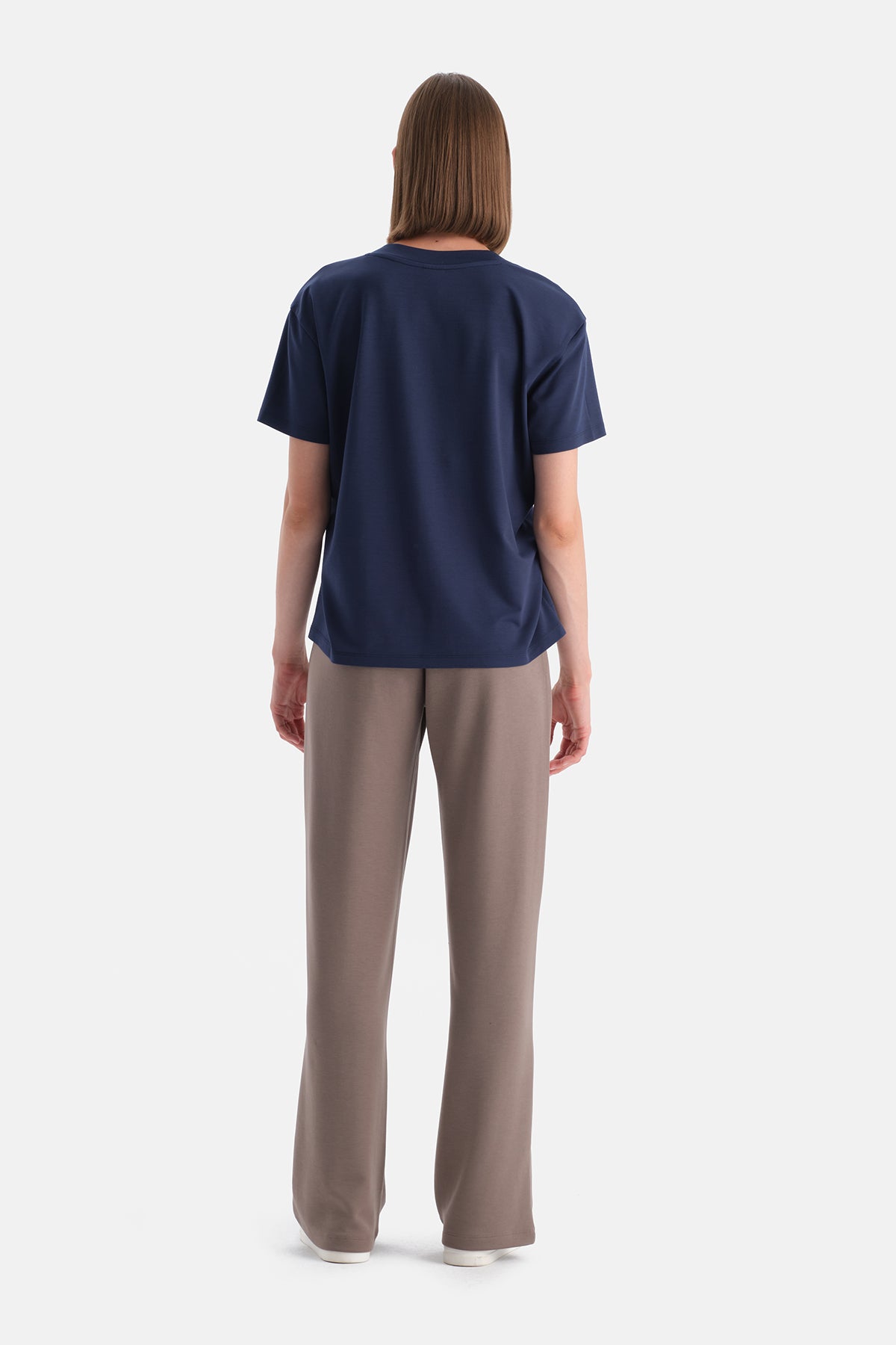 Lacivert V Yaka Kısa Kollu Tişört