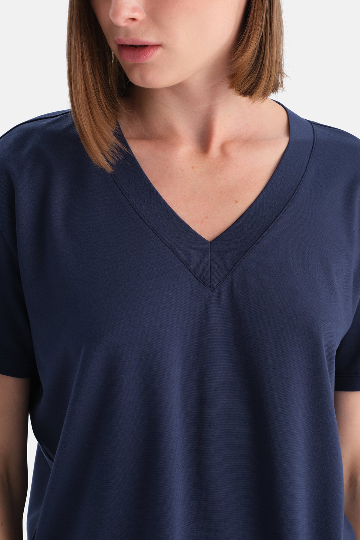 Lacivert V Yaka Kısa Kollu Tişört