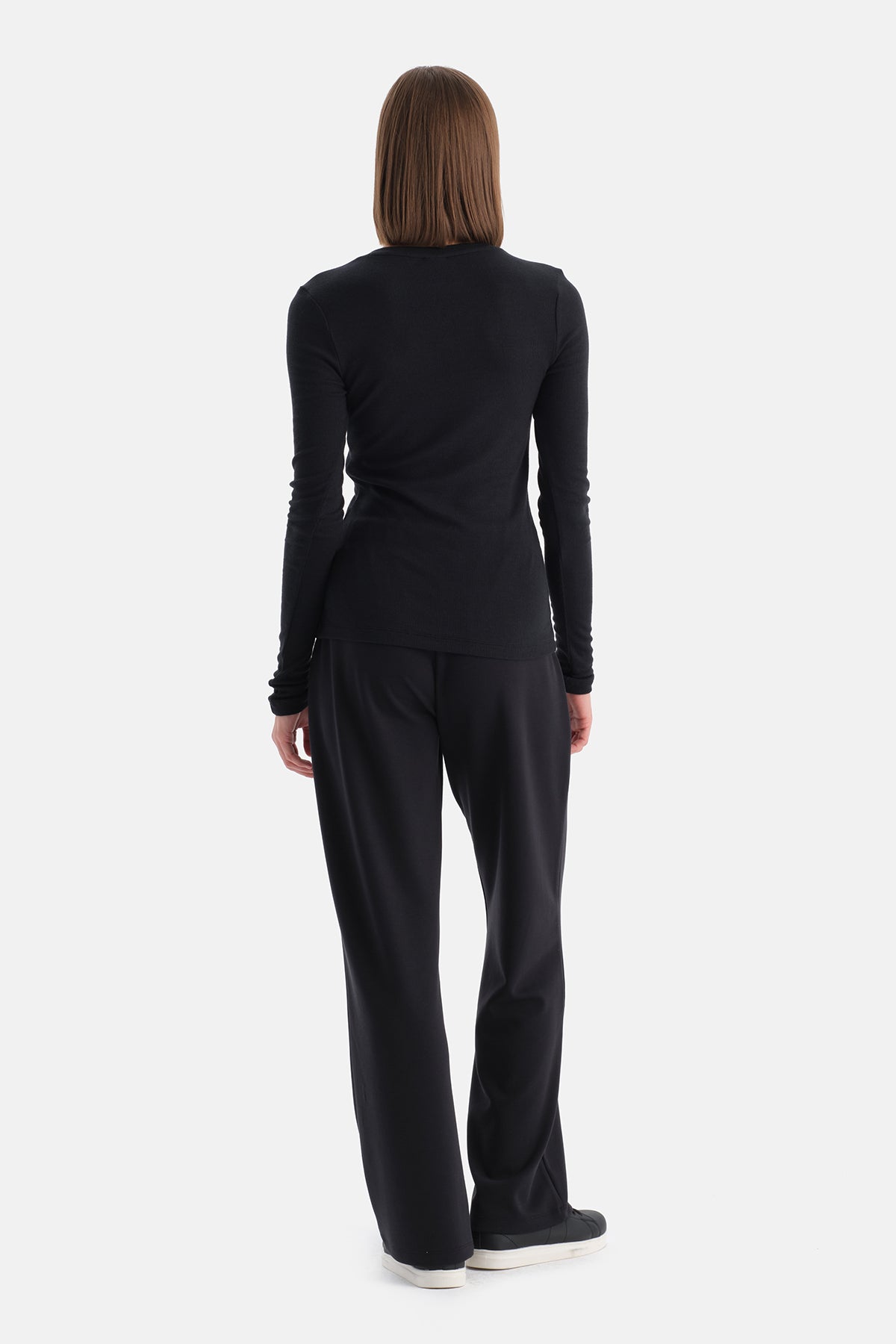 YARIM DÜĞMELİ KAŞMİR MODAL UZUN KOLLU TİŞÖRT