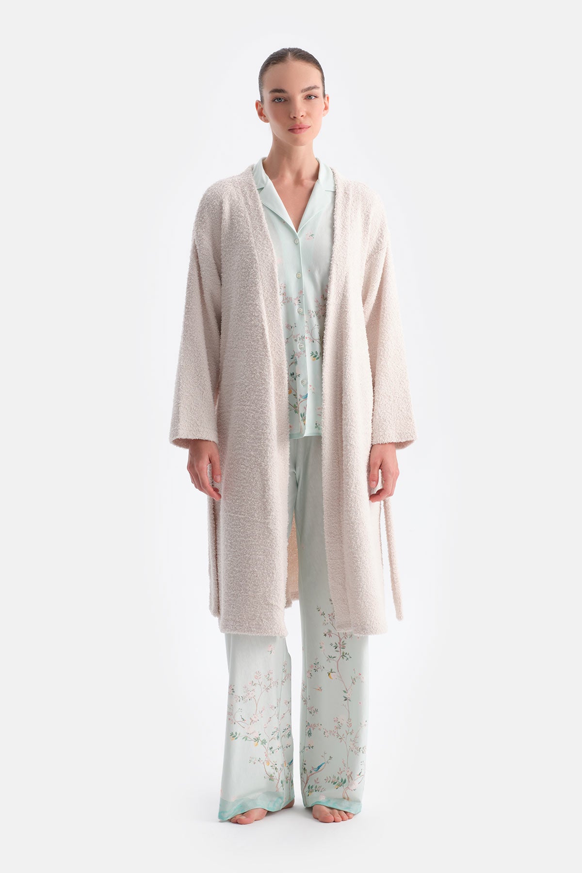 Ekru Uzun Kollu Şönil Örme Sabahlık