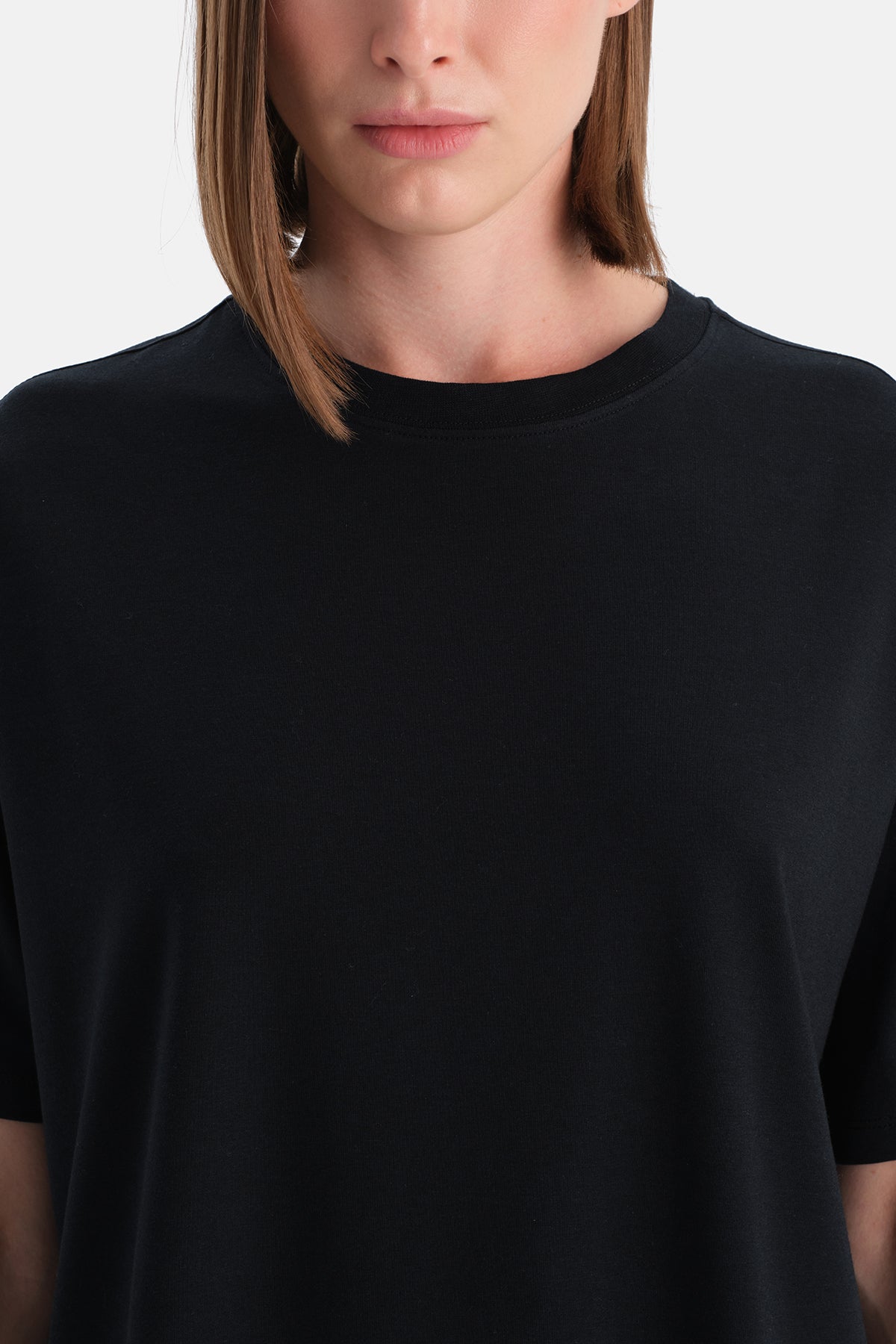 Siyah Kadın Bisiklet Yaka Tişört