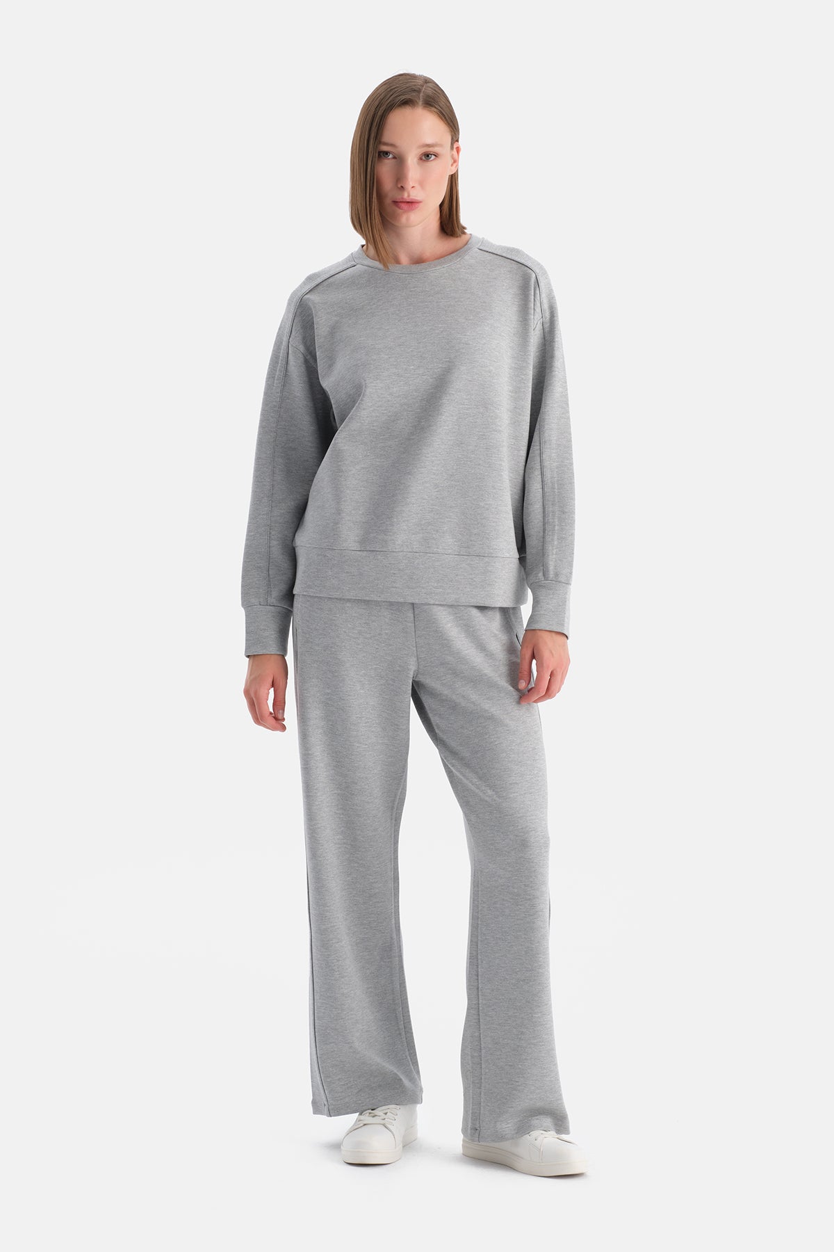 Gri Melanj Yan Şerit Detaylı Bol Paça Pantolon