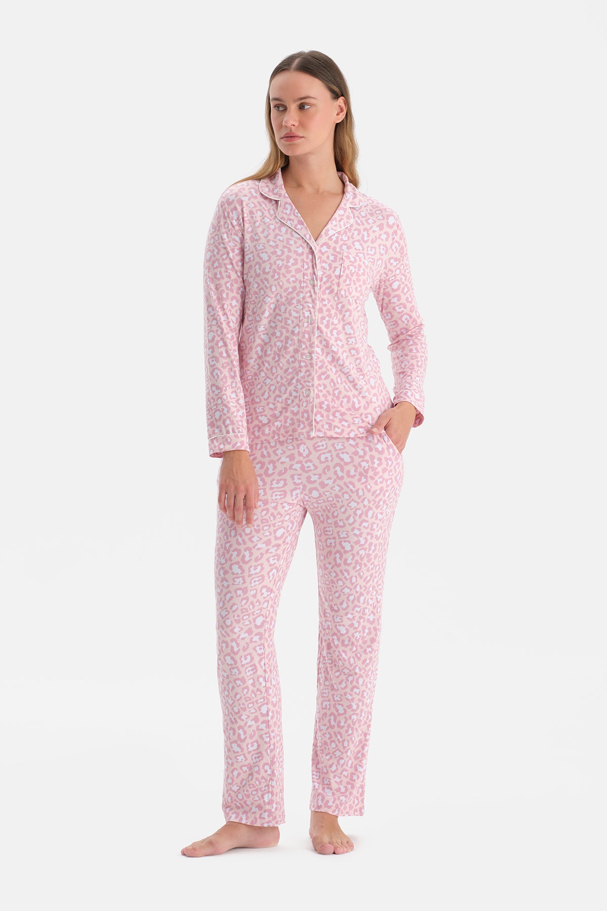 Açık Pembe Leopar Desenli Termal Pijama Takımı
