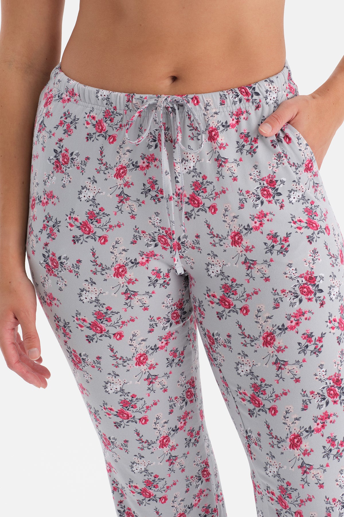 Açık Gri Çiçekli Termal Pijama Takımı