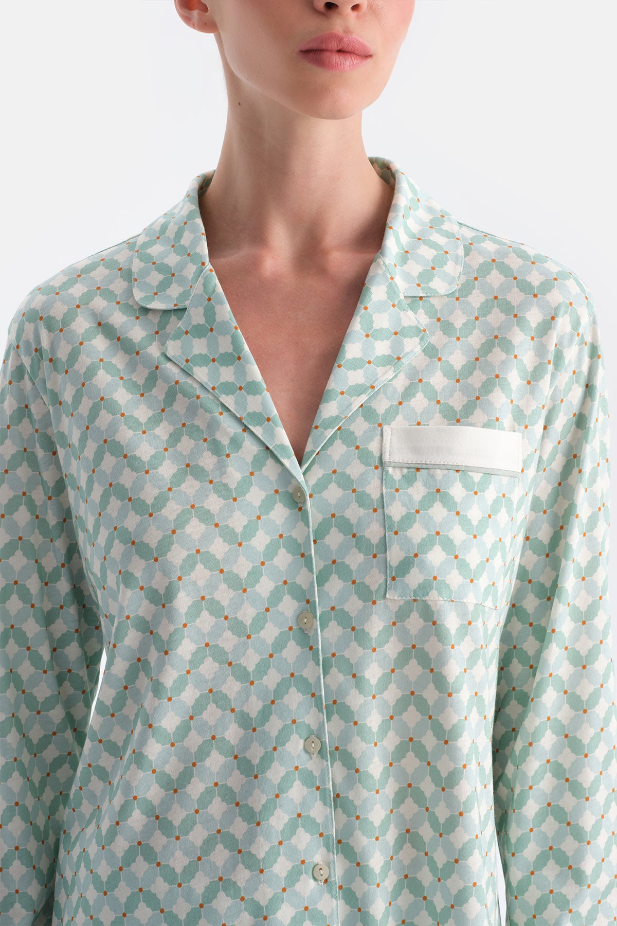 Su Yeşili Geometrik Desenli Gömlek Pantolon Takım