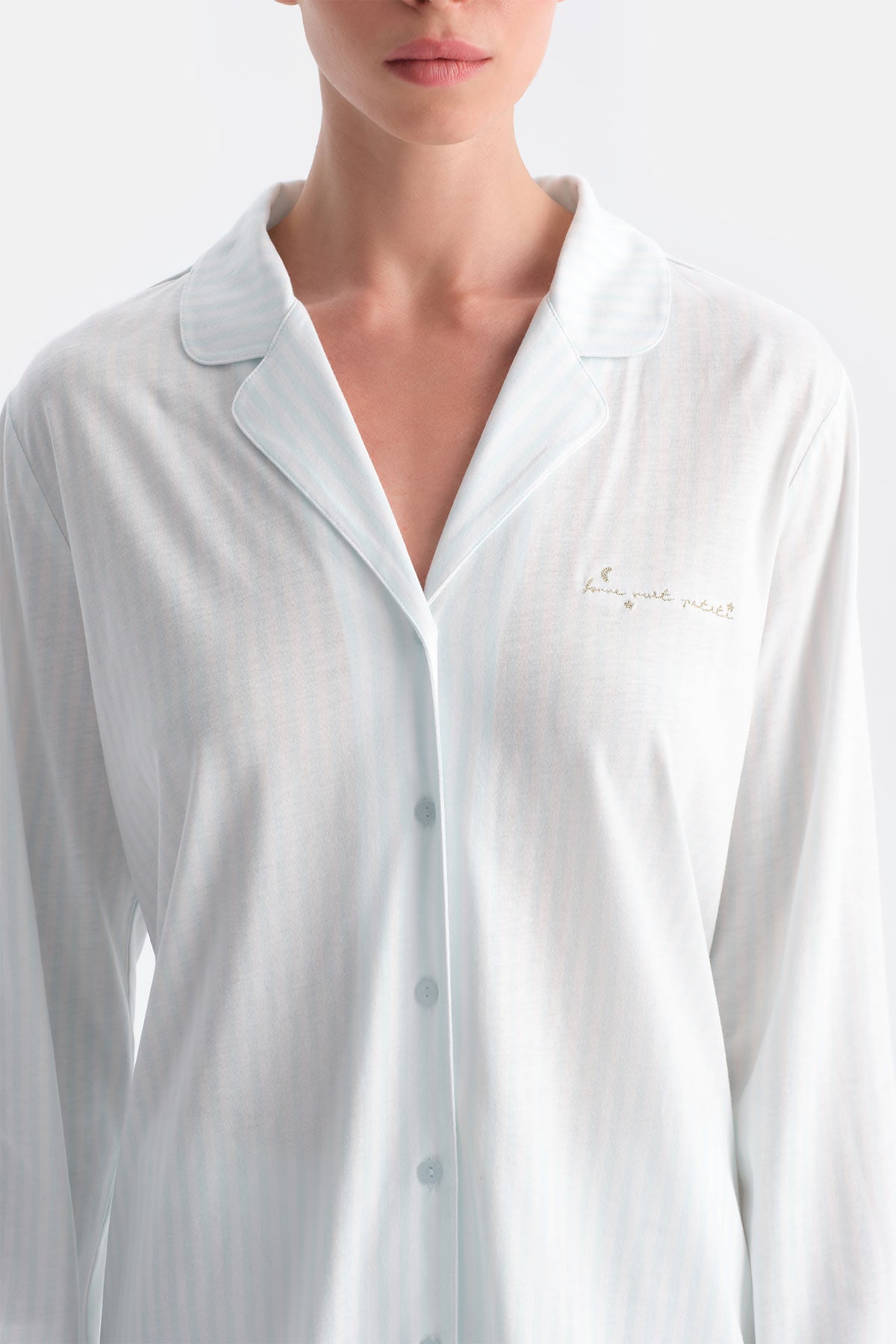 Su Yeşili Çizgili Gömlek Pantolon Takım