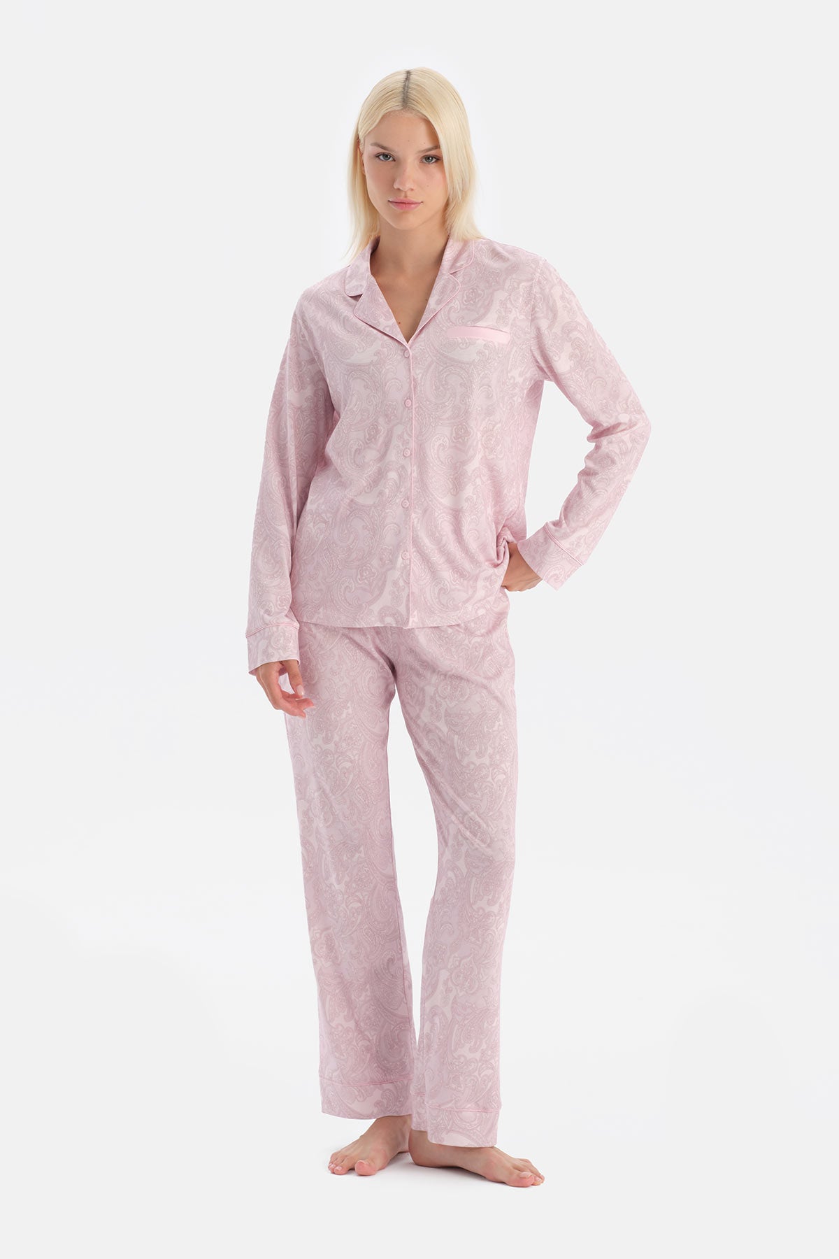 Açık Pembe Şal Desenli Gömlek Pantolon Takım