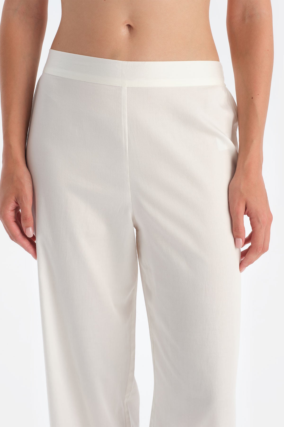 Ekru Travel Biye Detaylı Pamuk Saten Gömlek Pantolon Pijama Seti