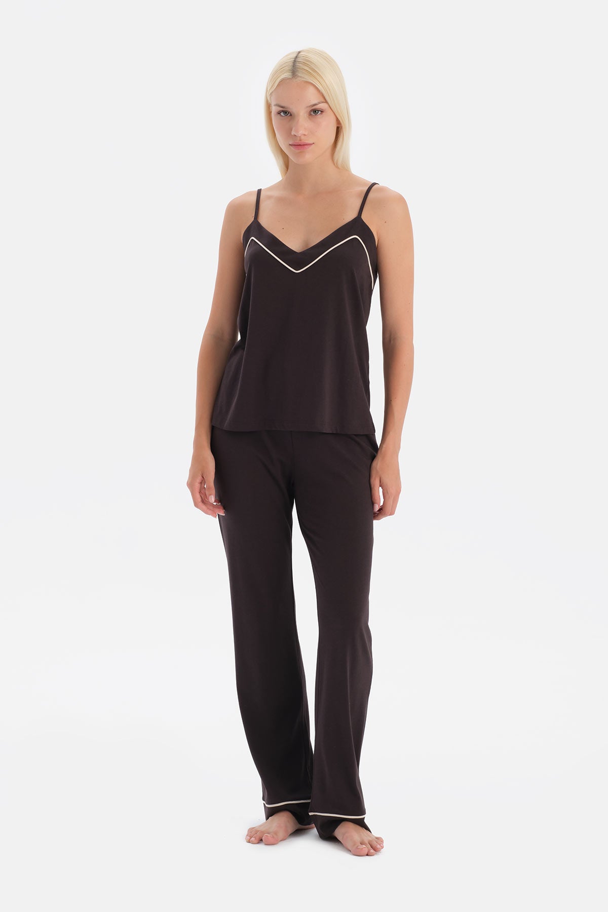 Koyu Kahve Biye Detaylı Atlet Pantolon Takım