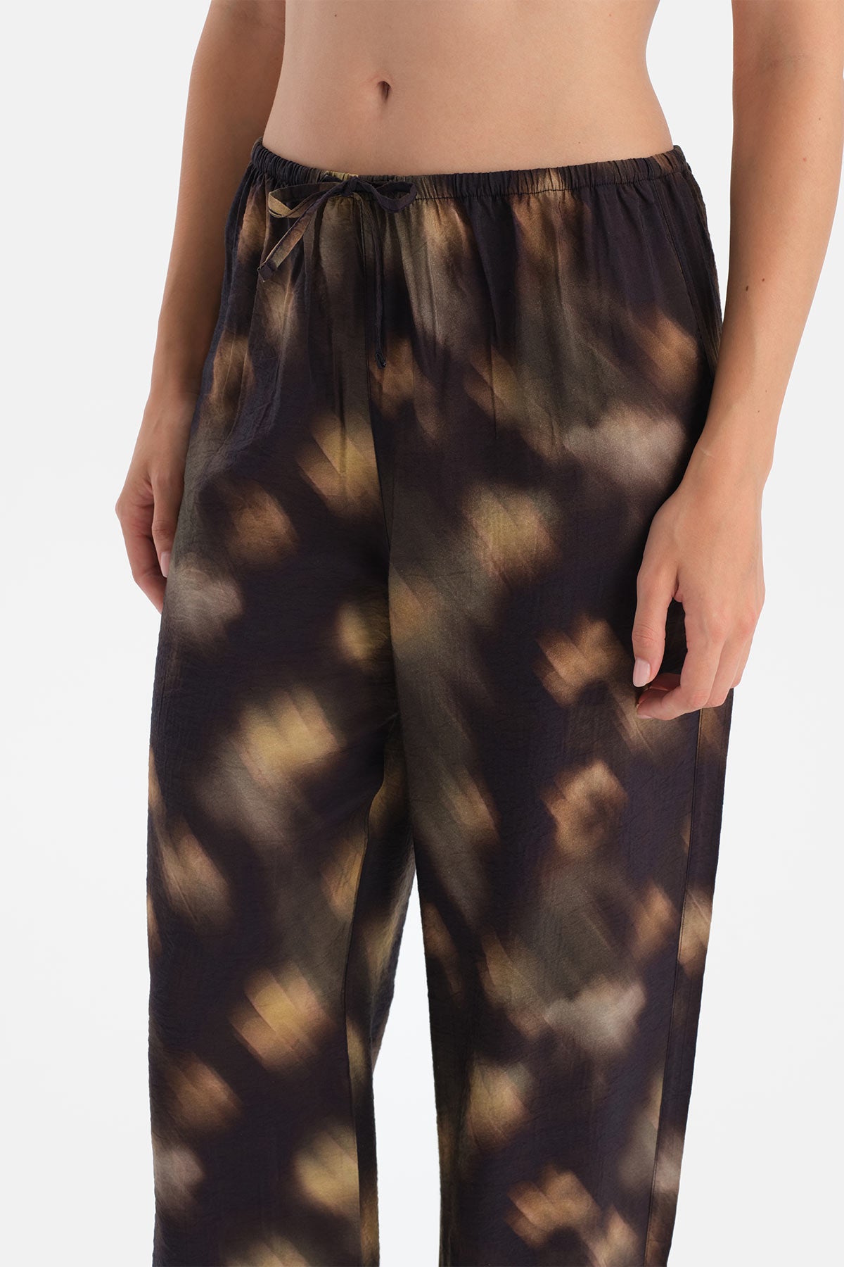 Koyu Yeşil Desenli Dokuma Viskon Pantolon