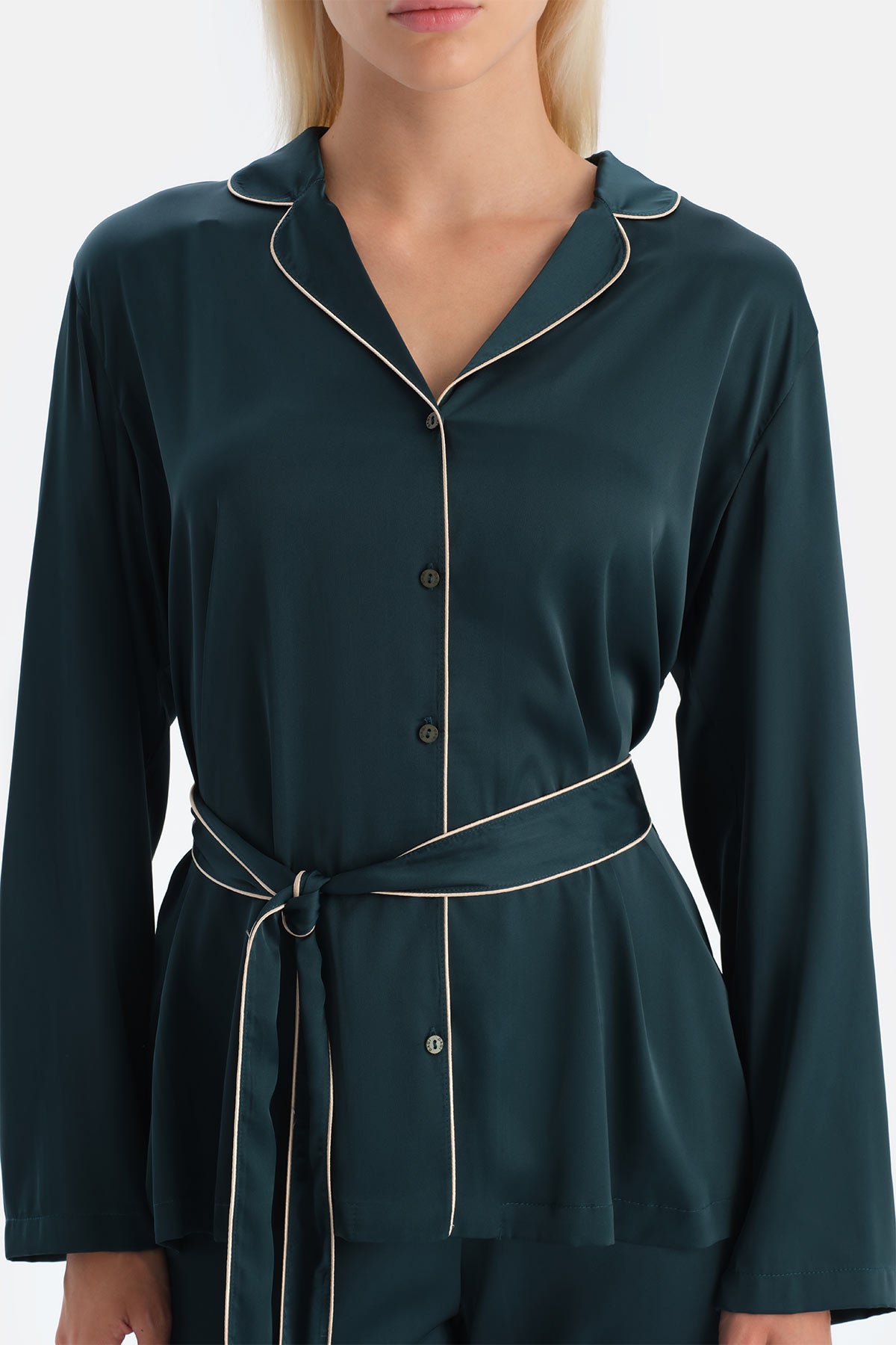 BİYE DETAYLI SATEN BAĞLAMALI GÖMLEK