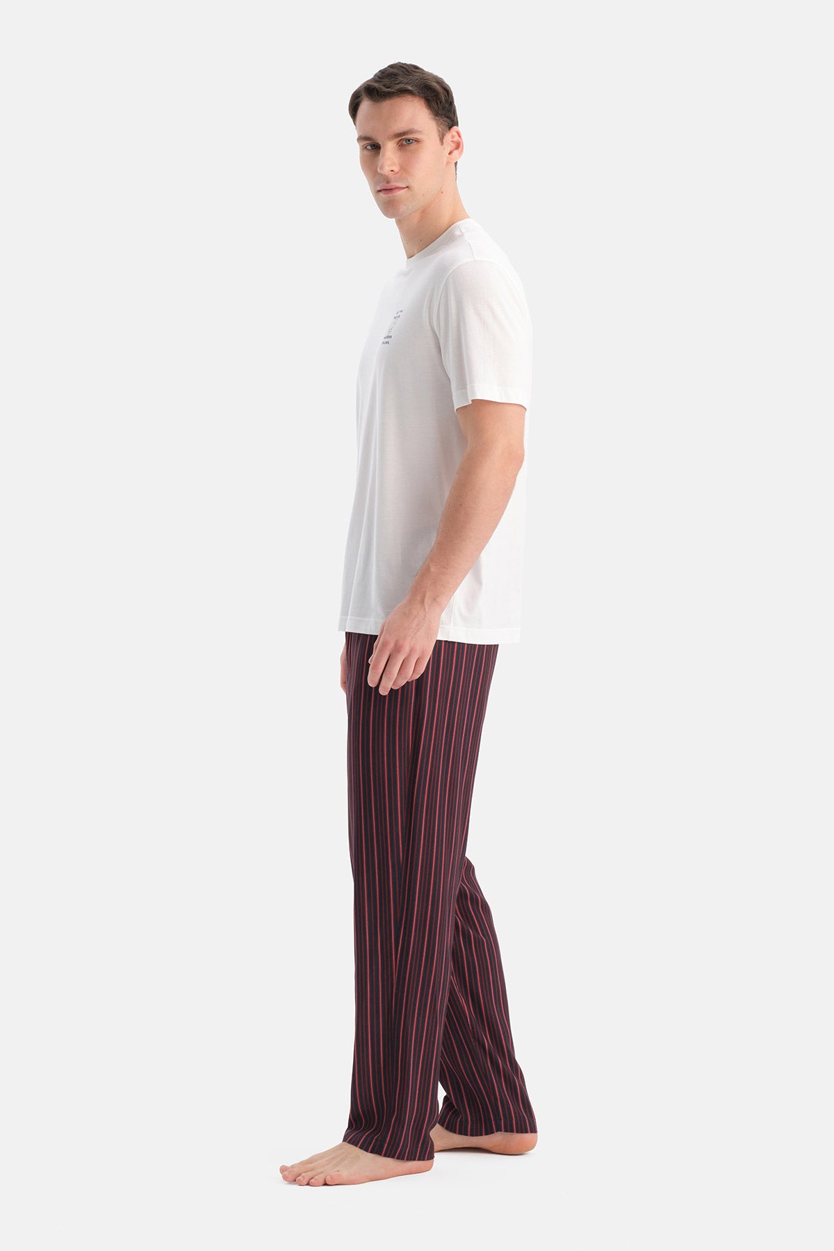 Beyaz Baskı Detaylı Tişört Pantolon Takım