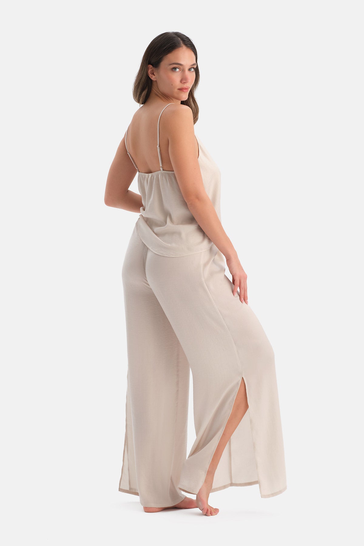 Taş Yırtmaç Detaylı Dokuma Atlet Pantolon Pijama Takımı