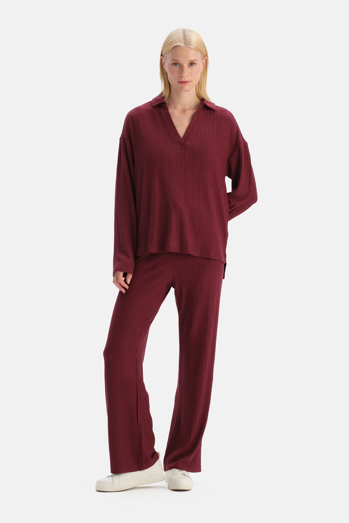 Bordo Örgü Detaylı Polo Yaka Bluz