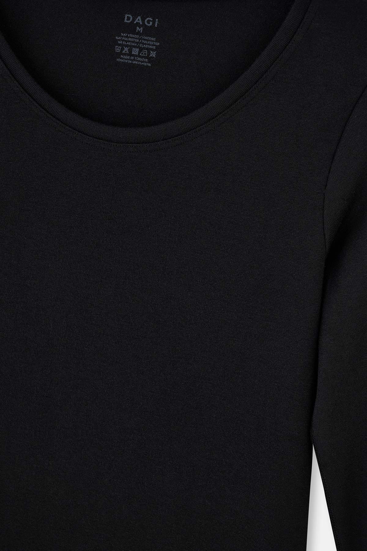 BLACK THERMAL UNDERWEAR