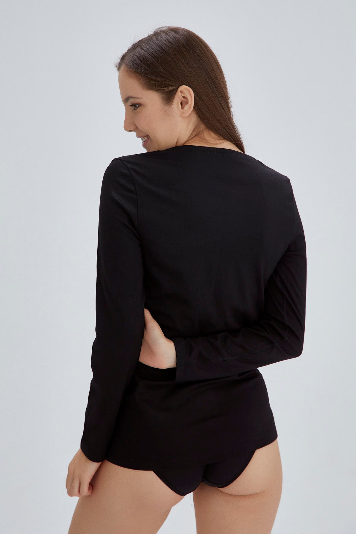 Siyah Yuvarlak Yaka Uzun Kol Kadın Termal Içlik Tek Üst