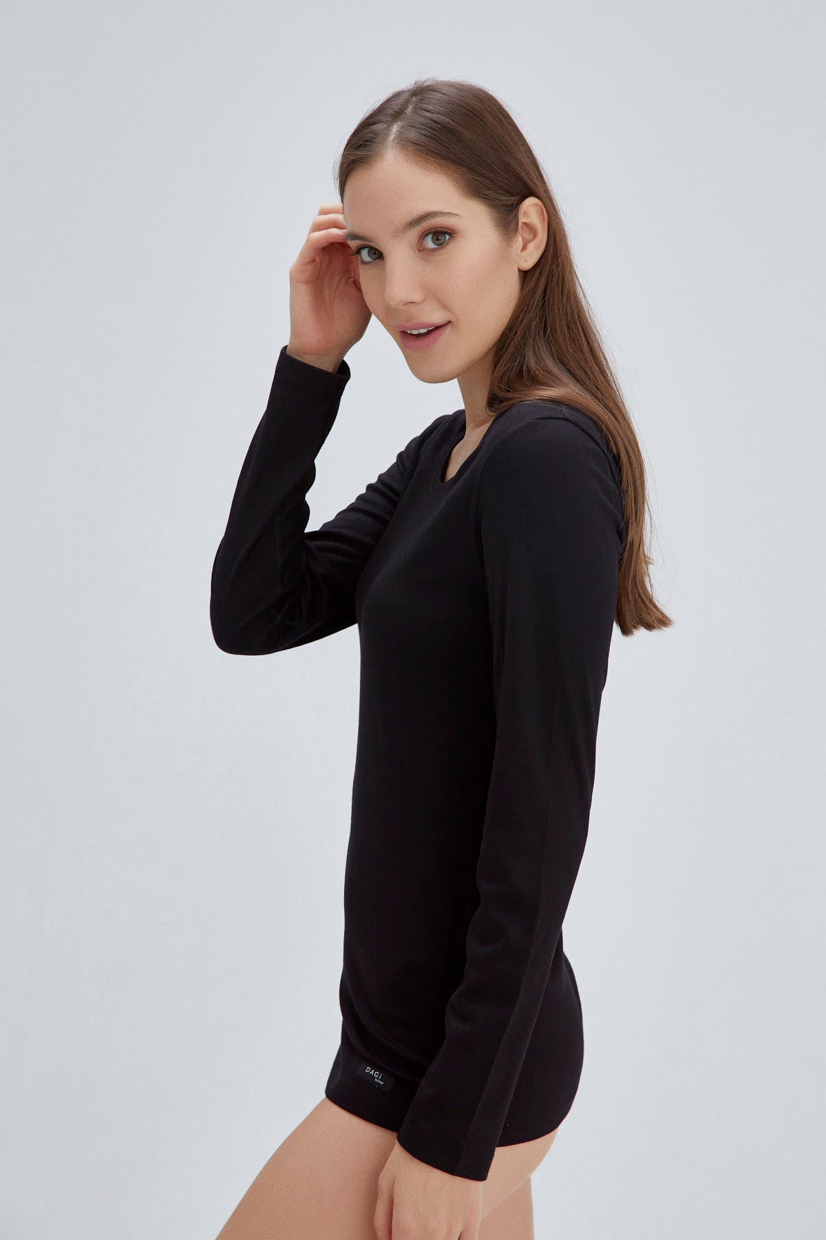 Siyah Yuvarlak Yaka Uzun Kol Kadın Termal Içlik Tek Üst