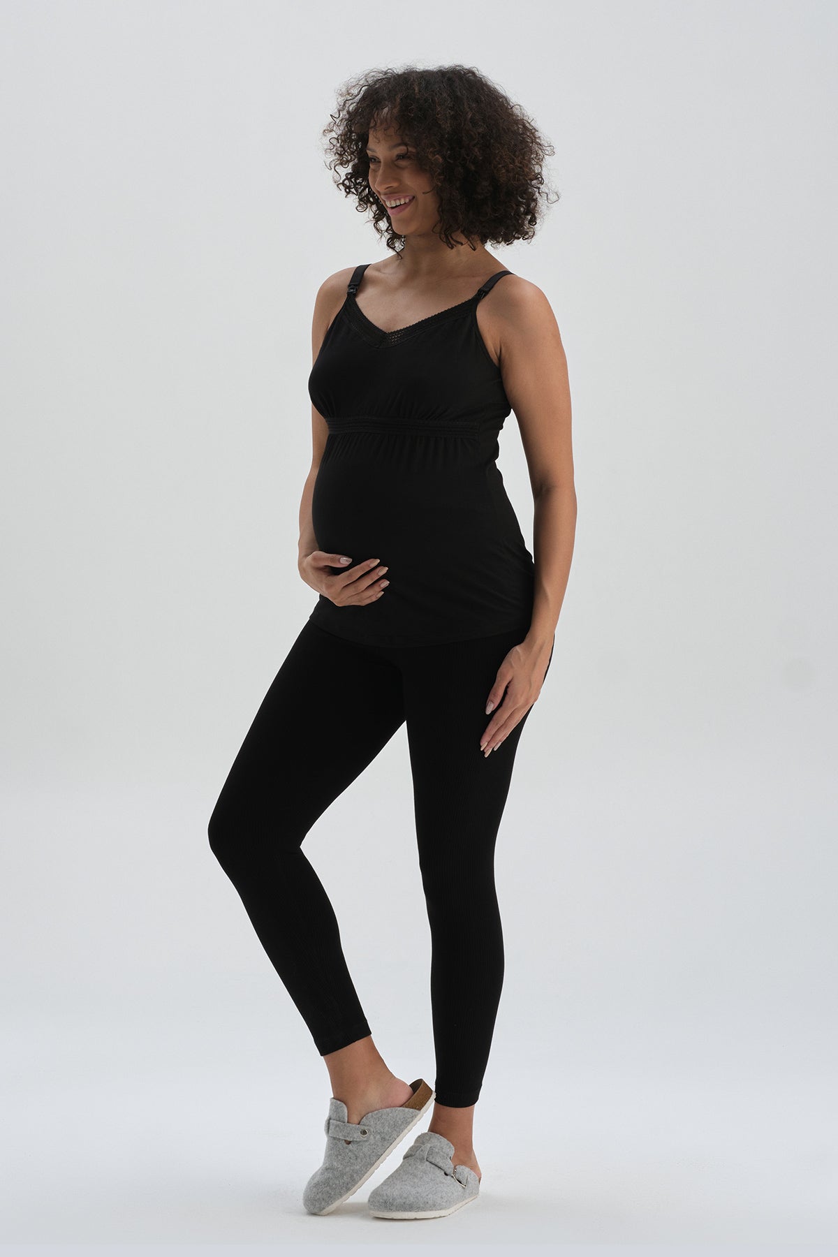 BLACK BASIC UNDERWEAR TOP