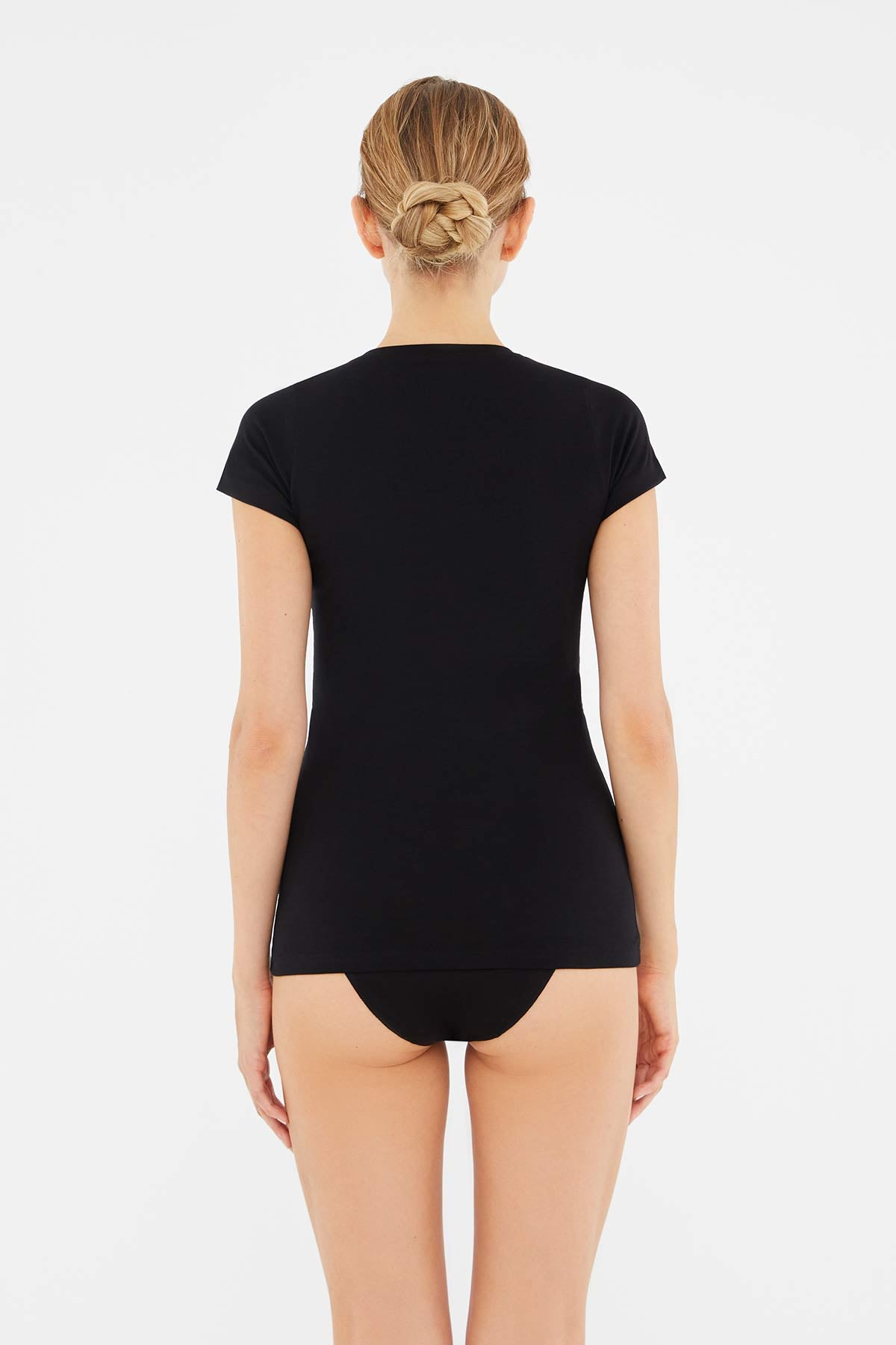 BLACK BASIC UNDERWEAR TOP