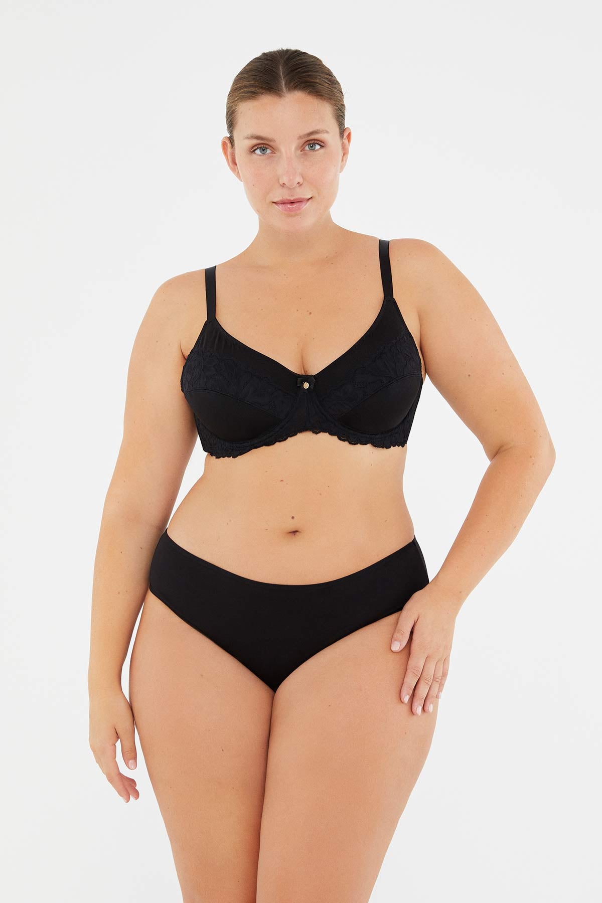 BLACK BASIC UNDERWEAR BOTTOM