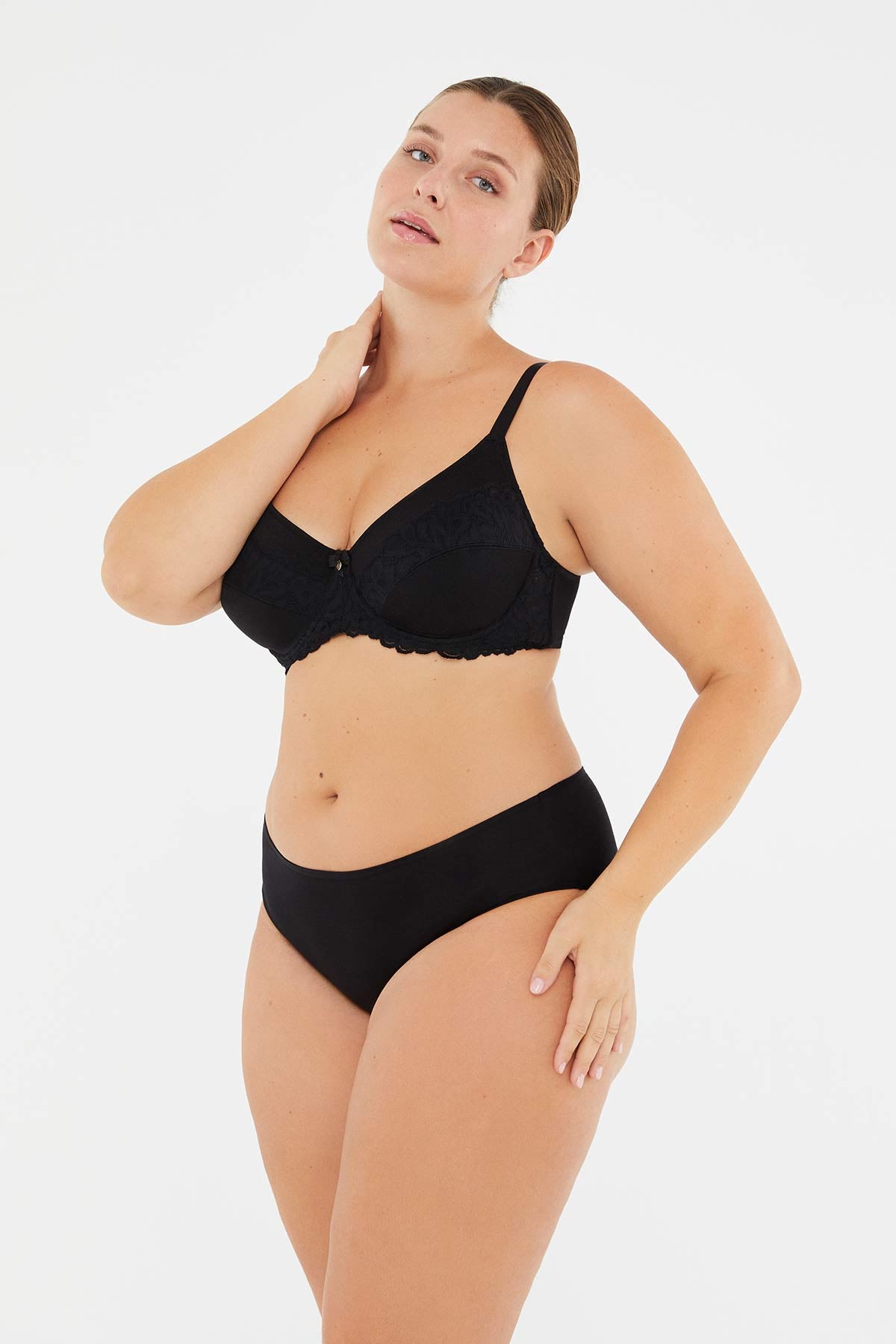 BLACK BASIC UNDERWEAR BOTTOM