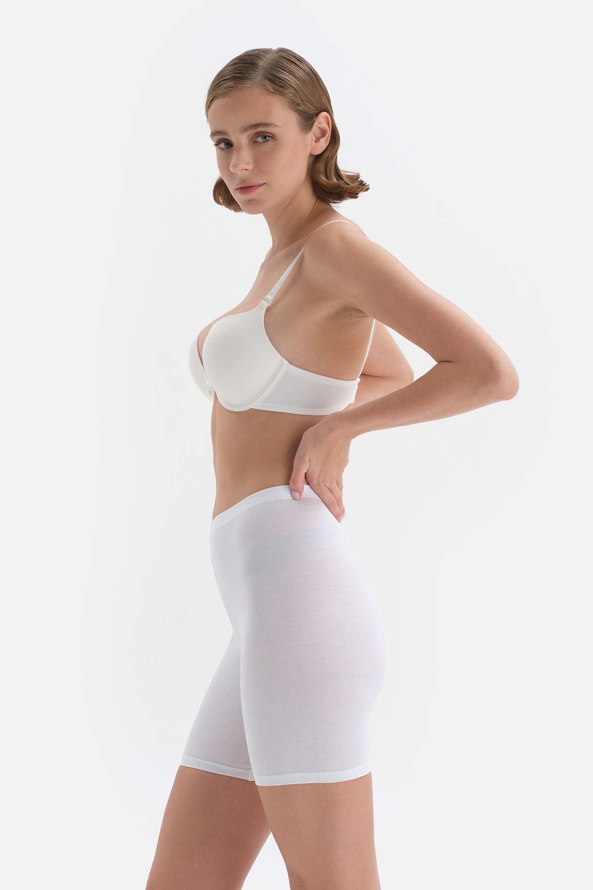 WHITE BASIC UNDERWEAR BOTTOM