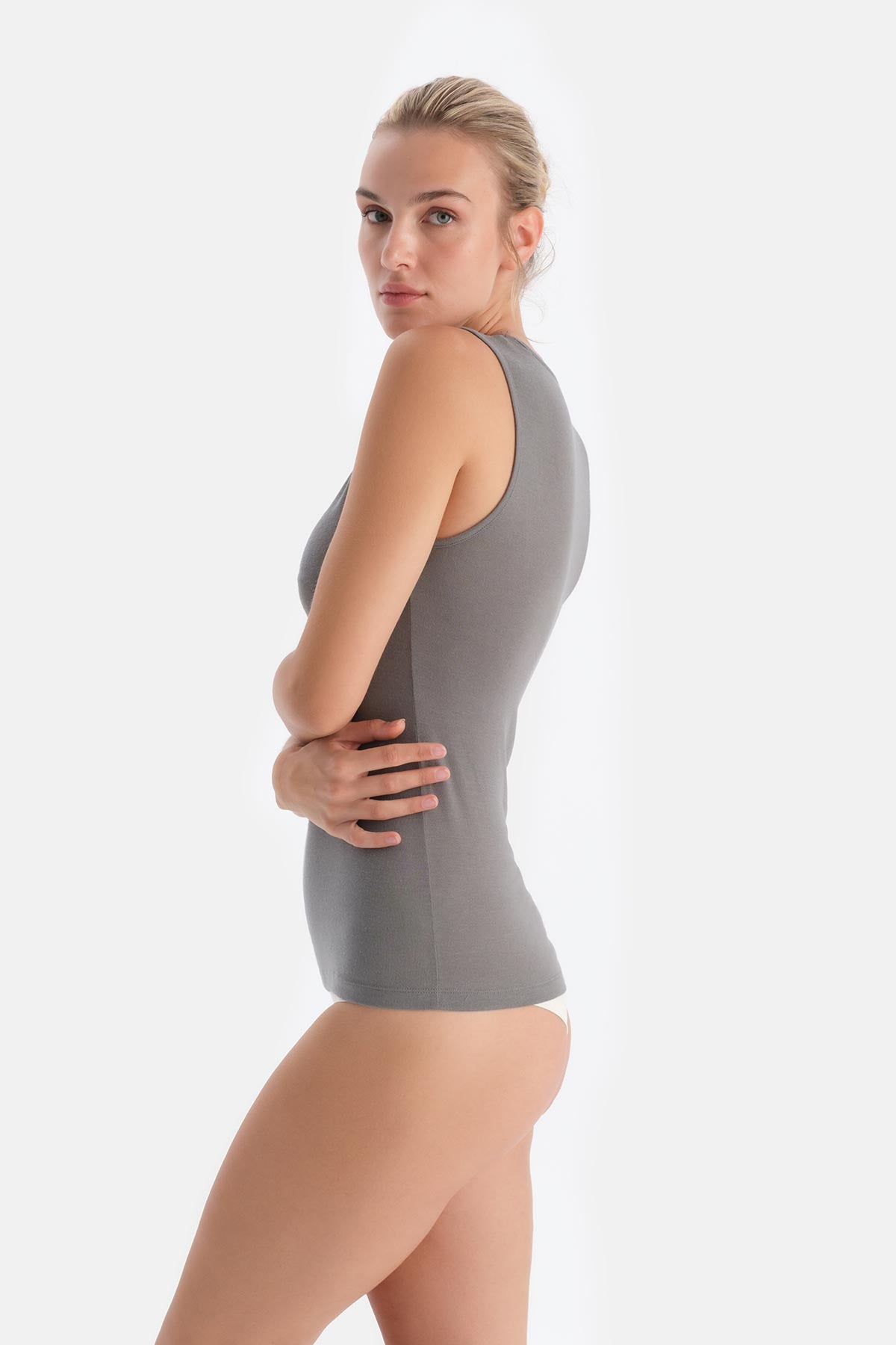 Koyu Gri Modal Kaşmir Dantel Detaylı V Yaka Kolsuz Bluz