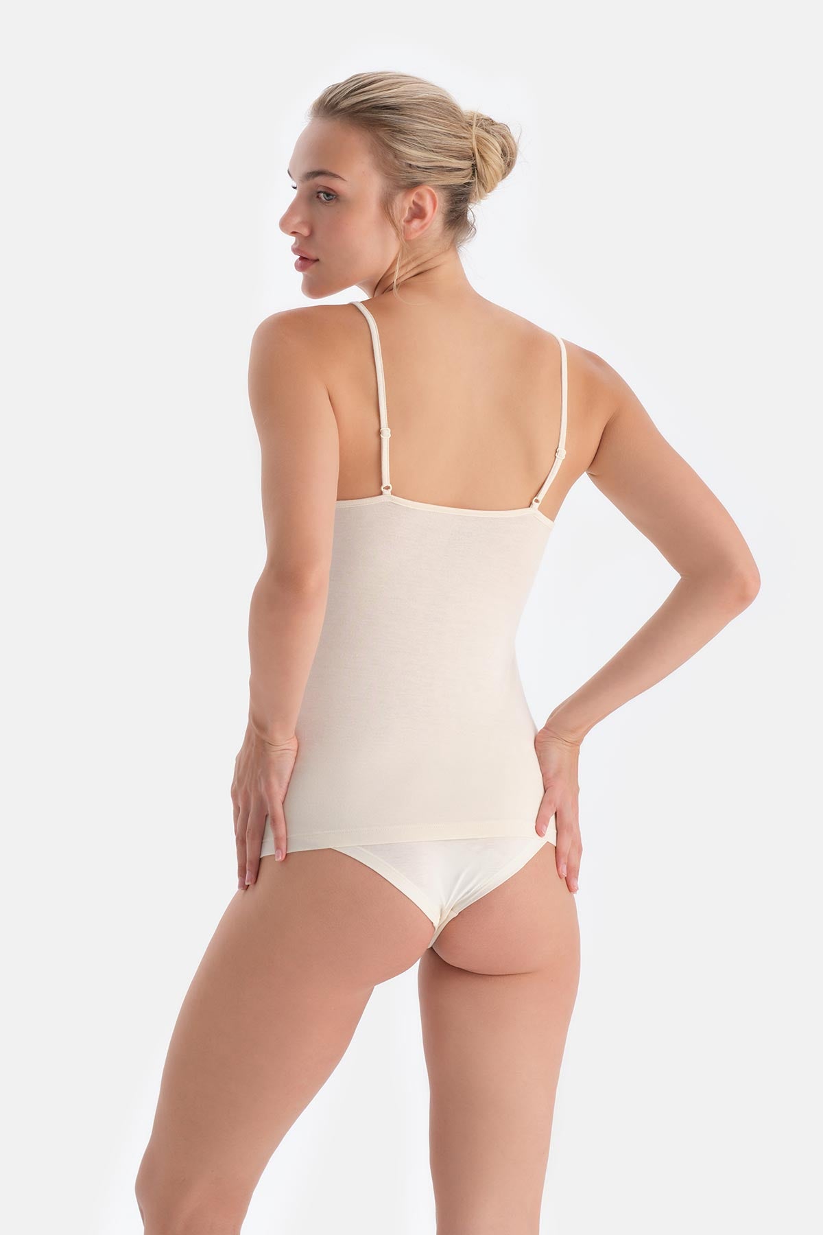 Ekru Modal Askılı Kaşmir Atlet