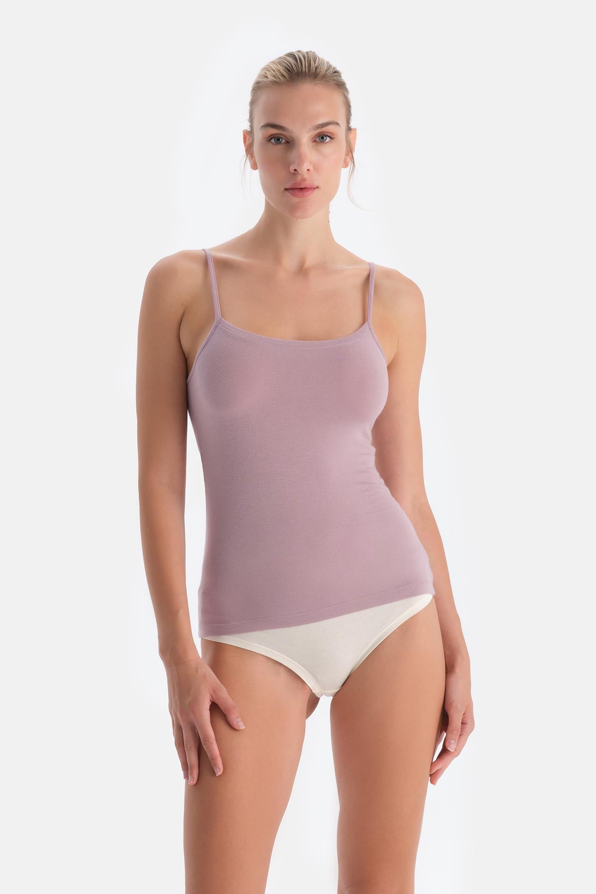 Gül Kurusu Modal Askılı Kaşmir Atlet