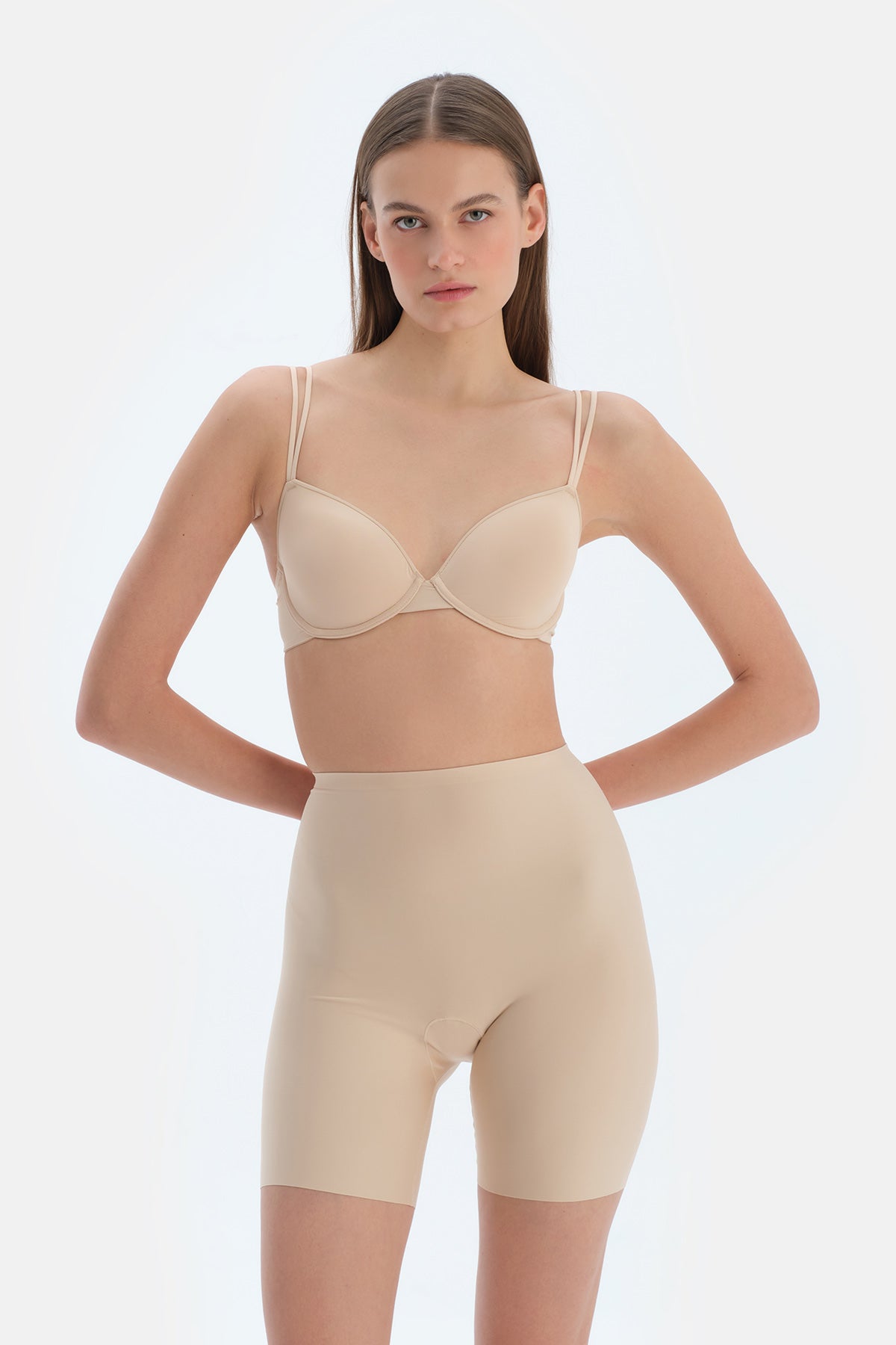 Ten Light Şekillendirici Maxı Şort