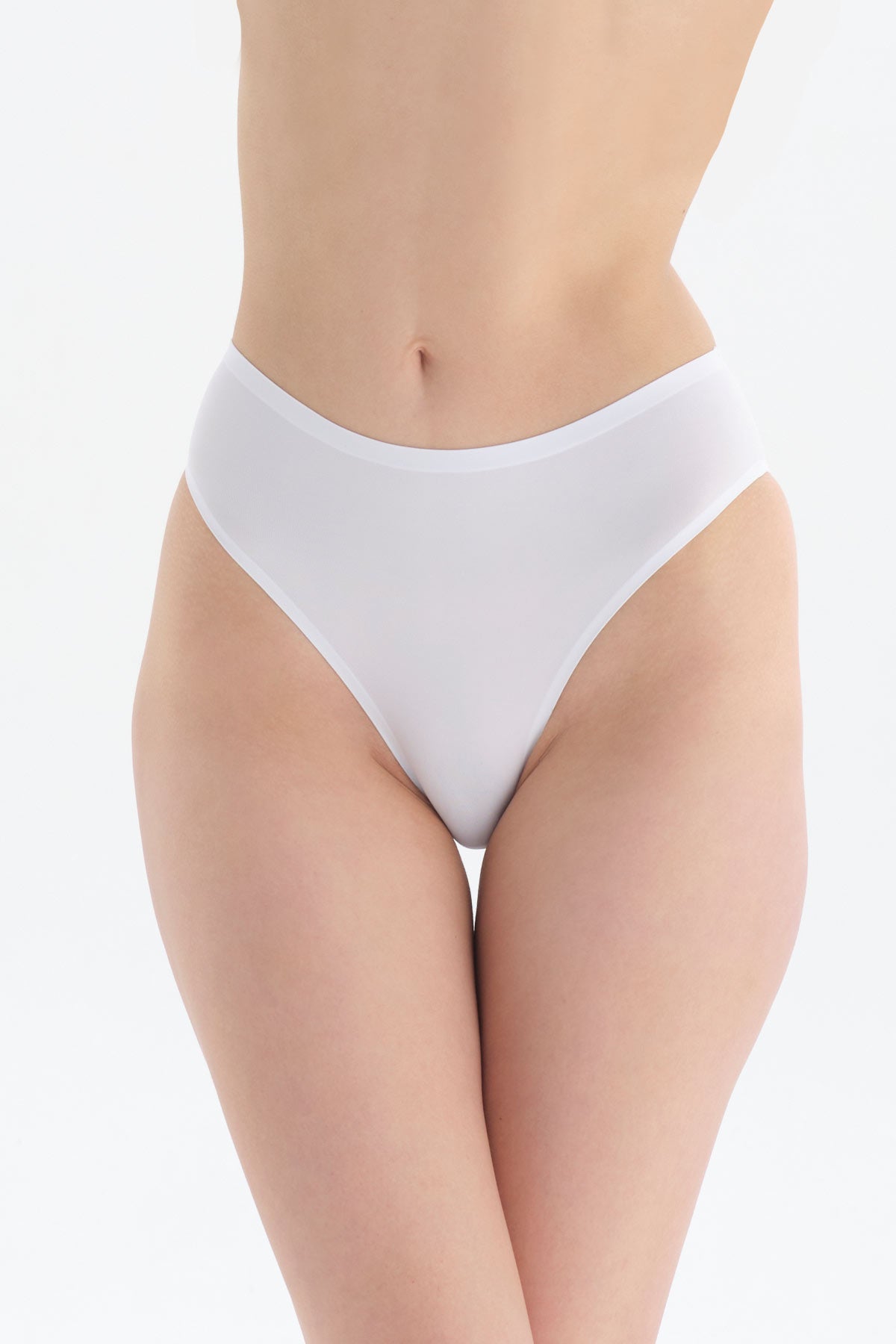 WHITE BASIC UNDERWEAR BOTTOM