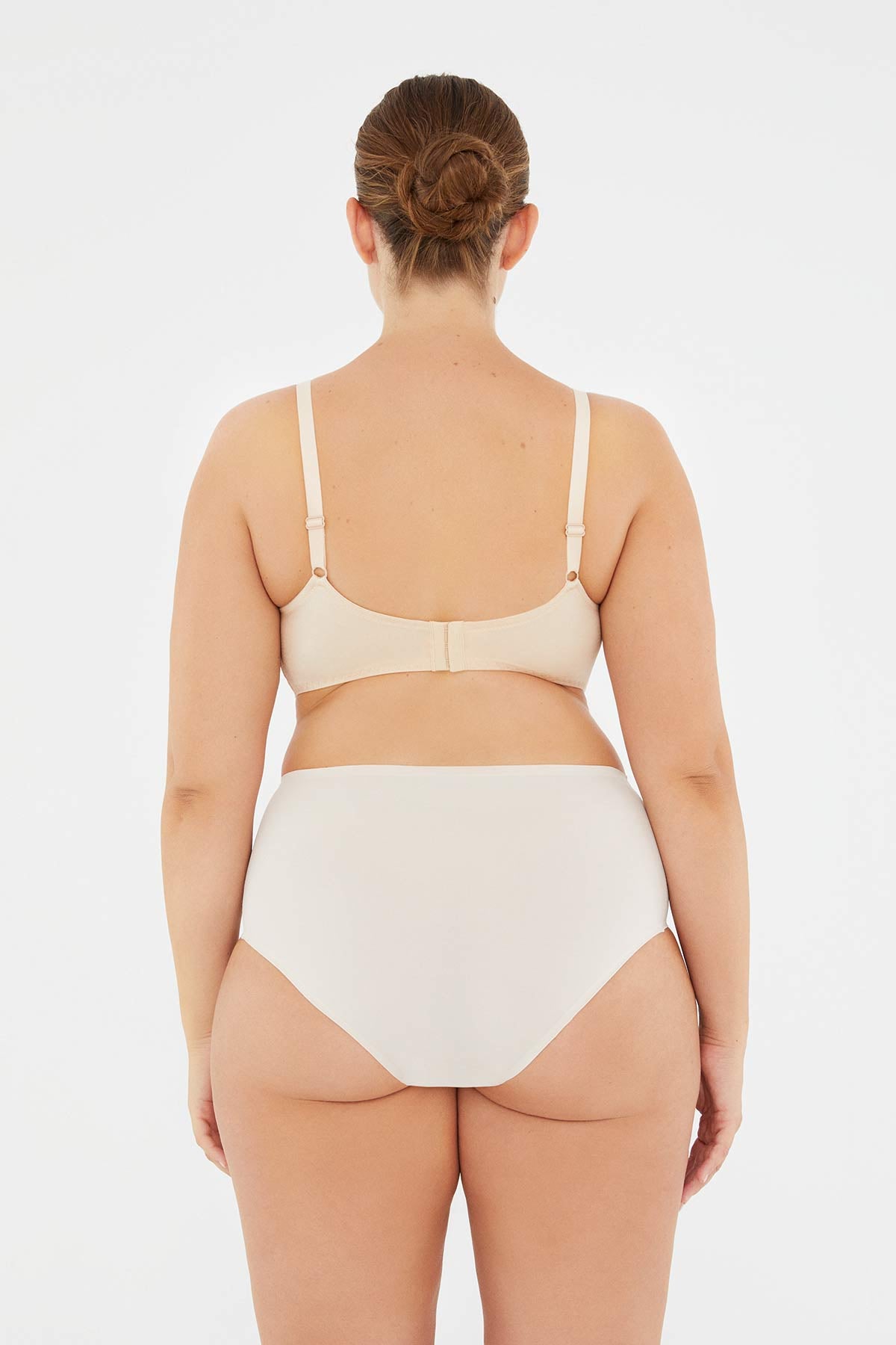 WHITE BASIC UNDERWEAR BOTTOM