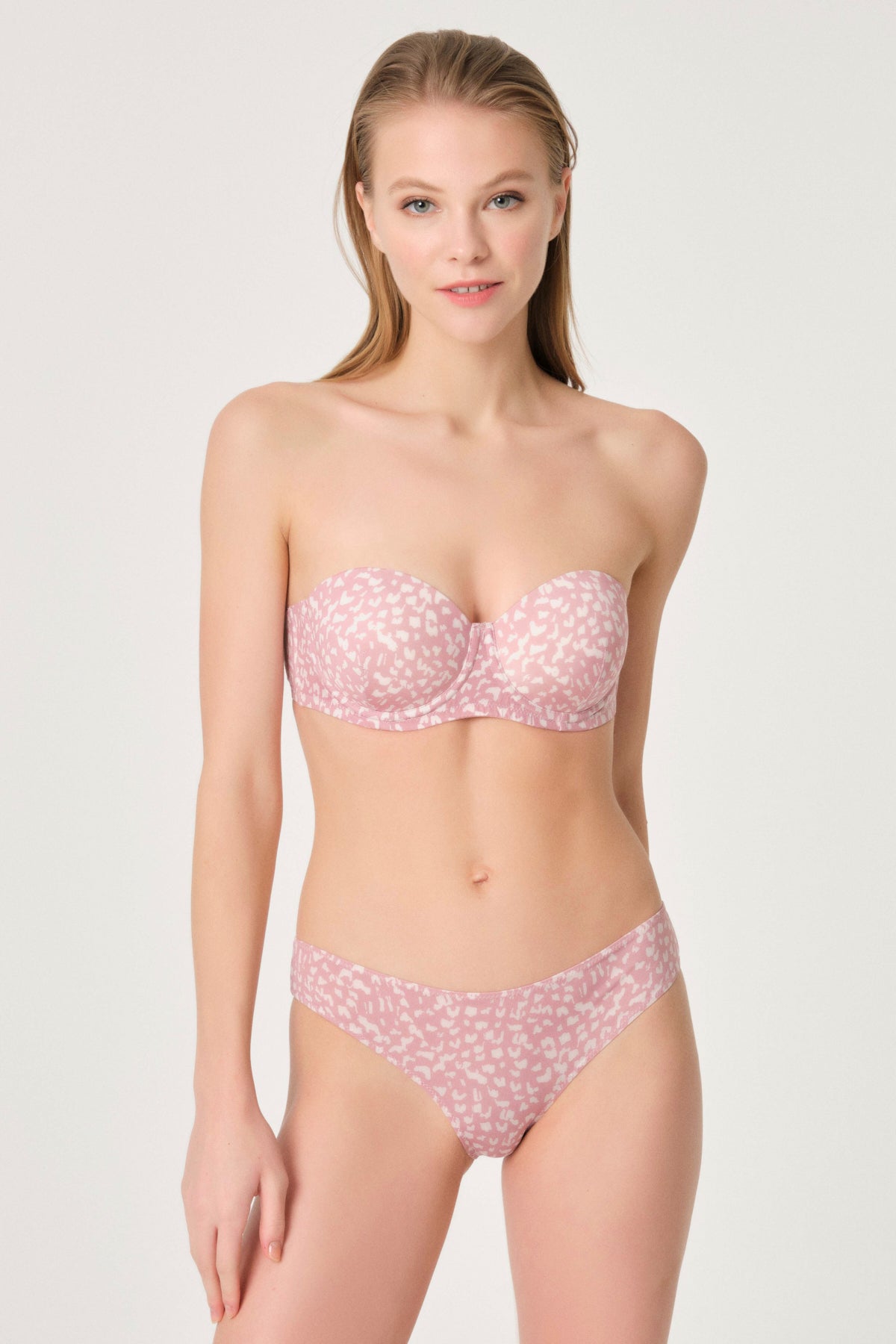 BABY PINK BASIC UNDERWEAR BOTTOM