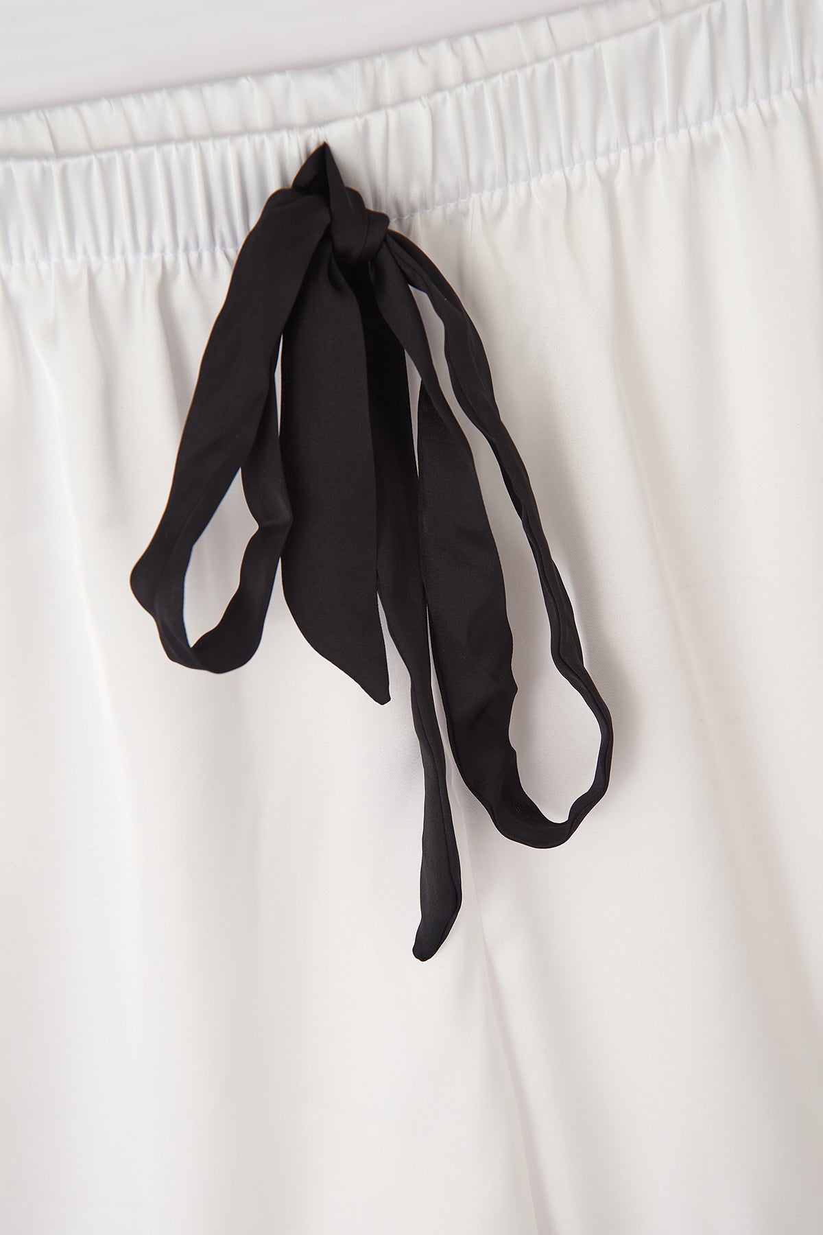 ECRU BASIC UNDERWEAR BOTTOM