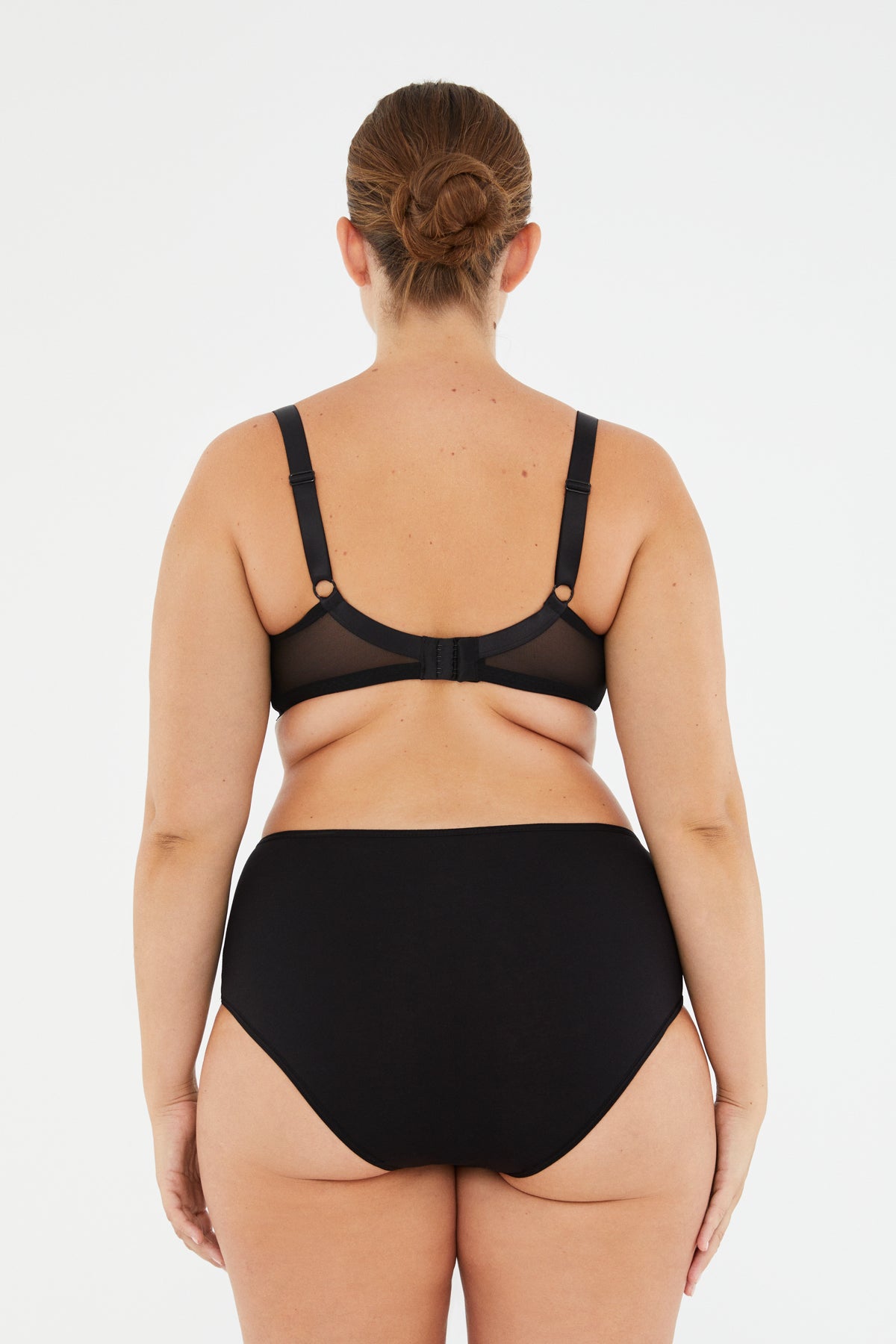 BLACK BRA