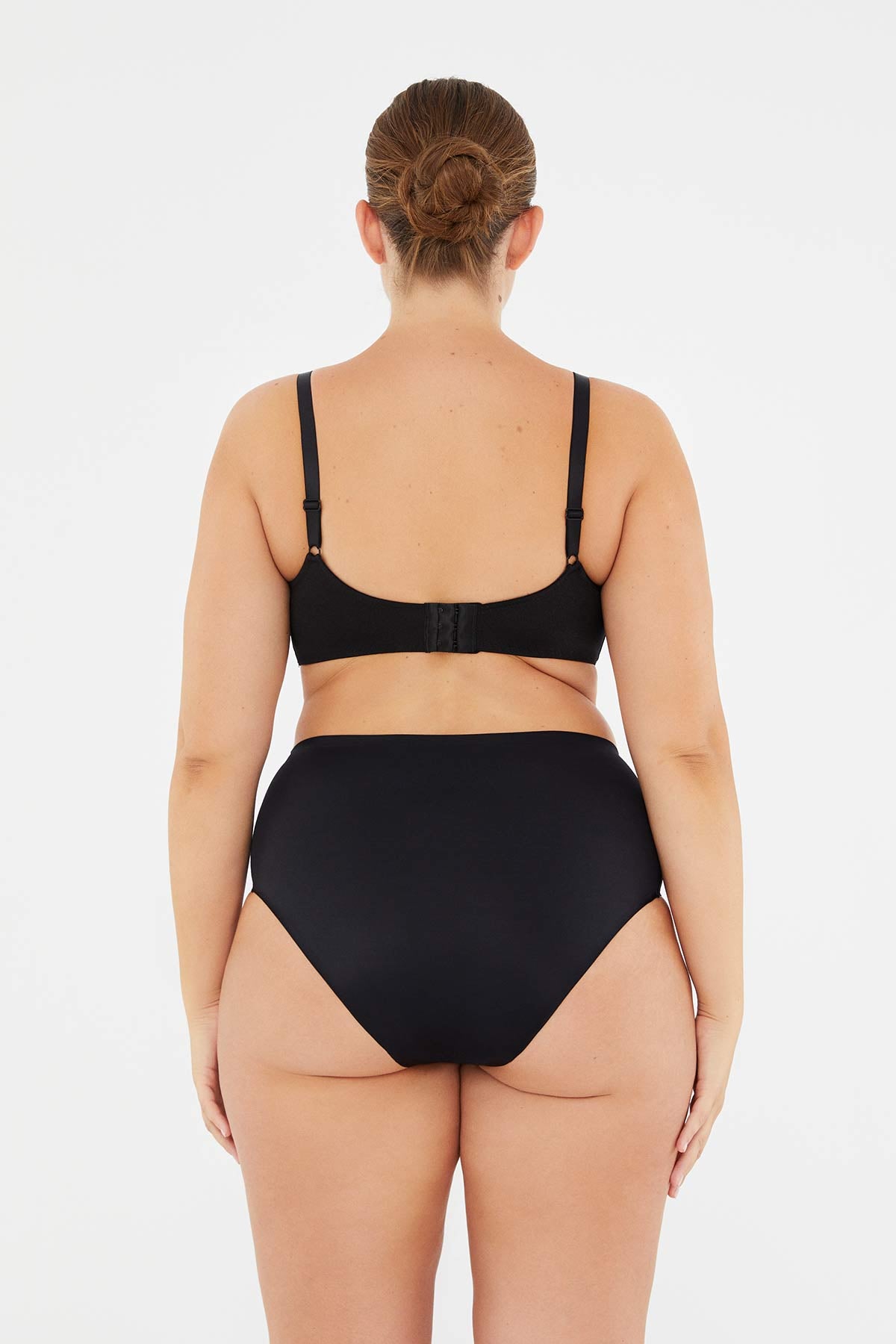BLACK BRA