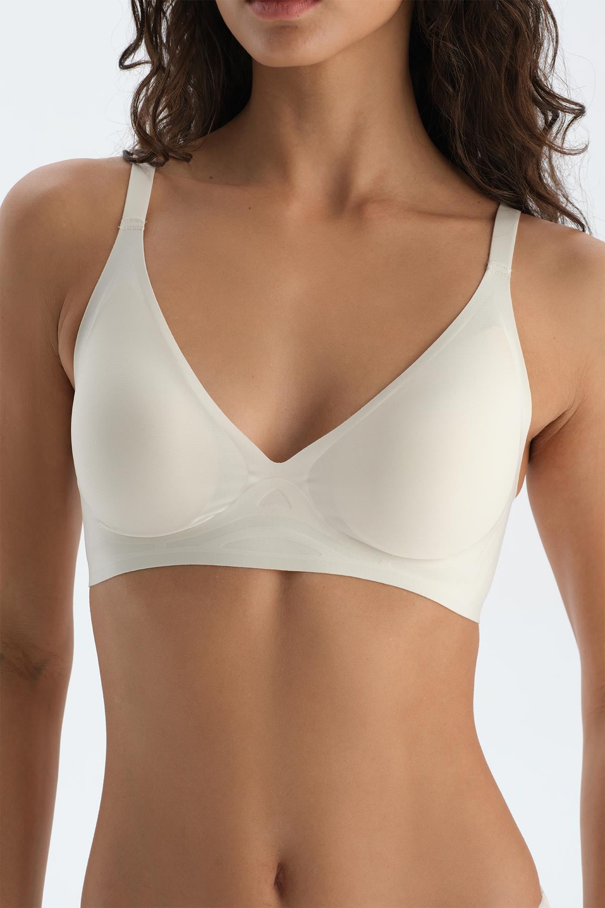 Ekru Suzie Balensiz Dikişsiz Sütyen